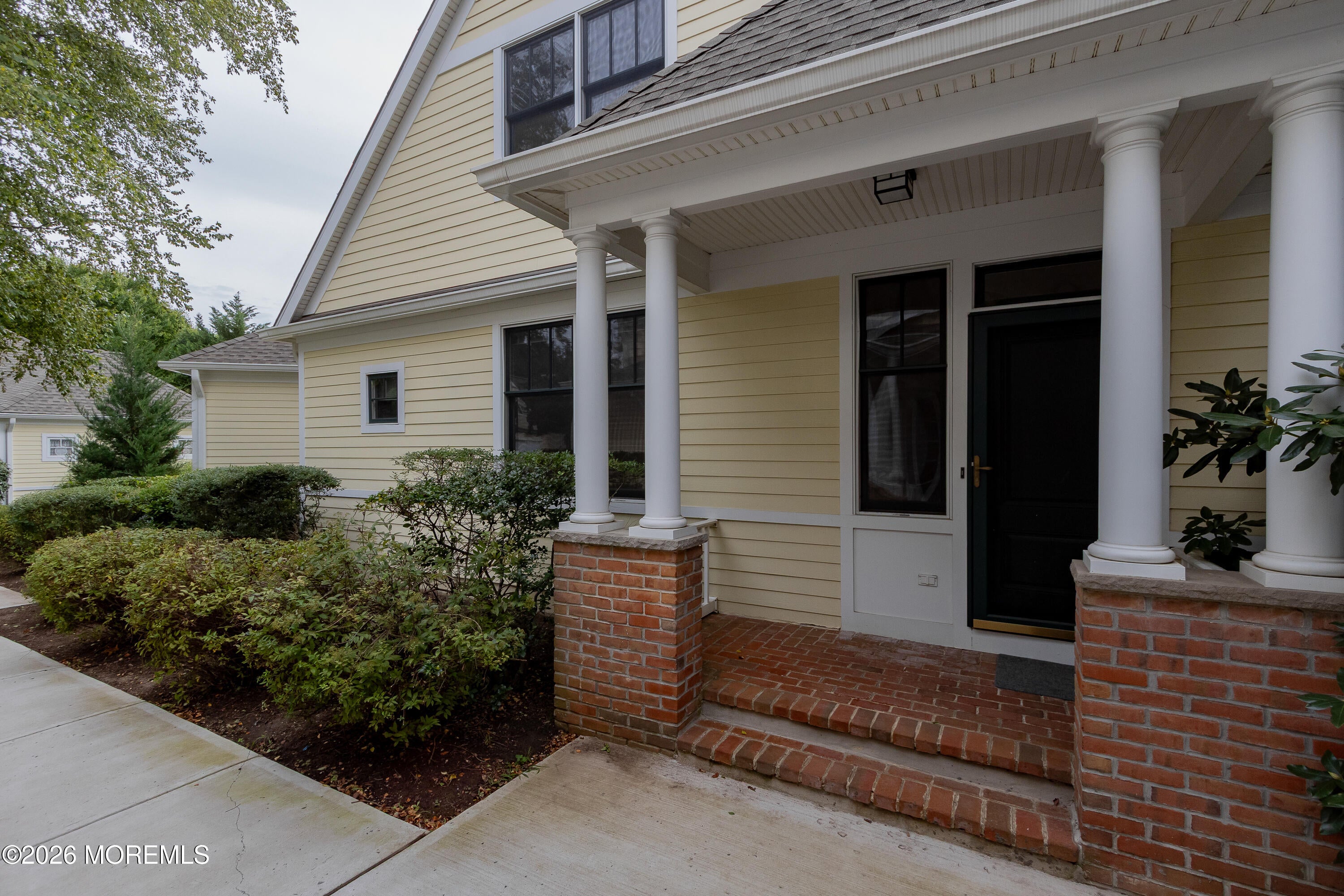 21 Adams Way
