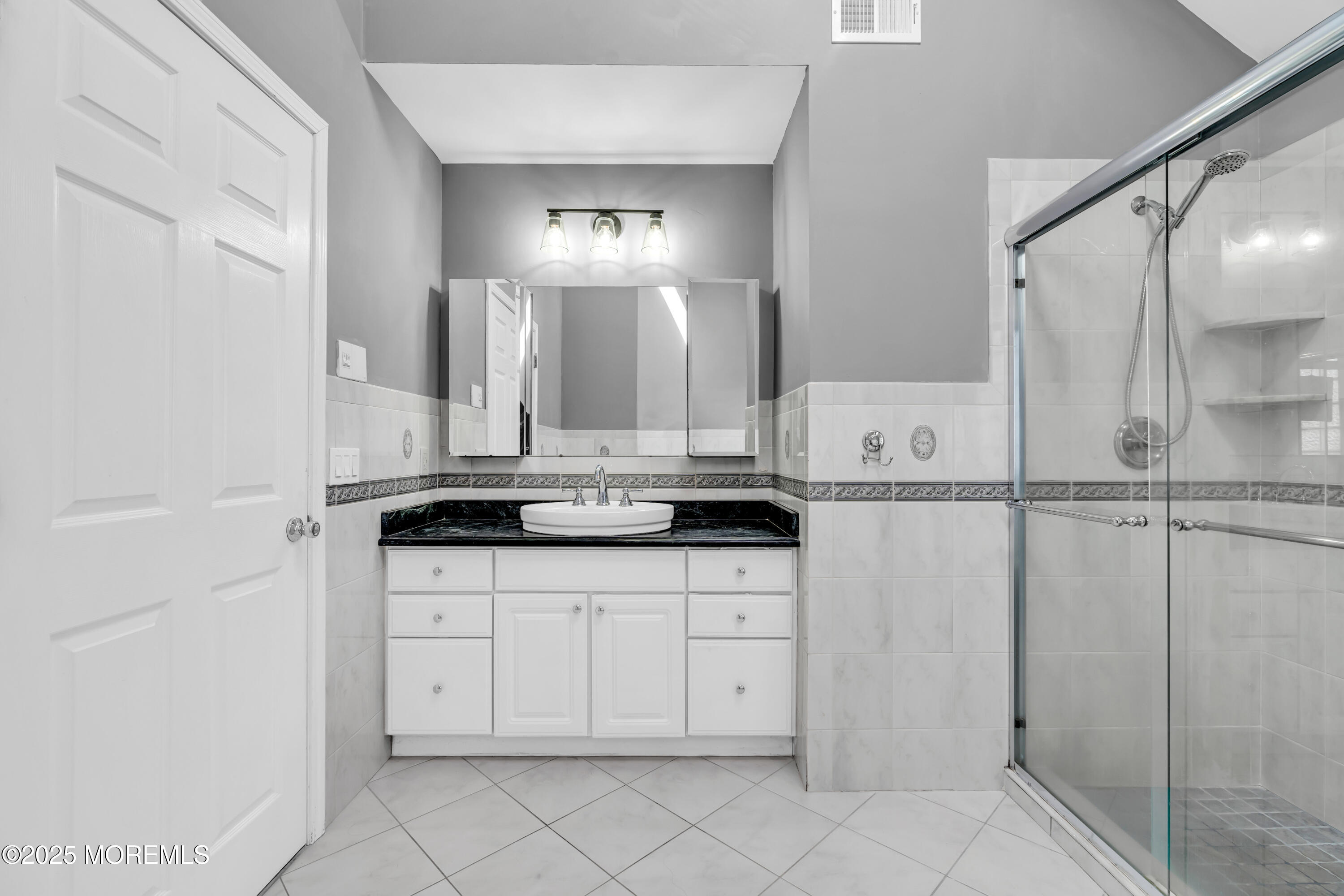17 Mitchell Terrace, West Long Branch, New Jersey image 23