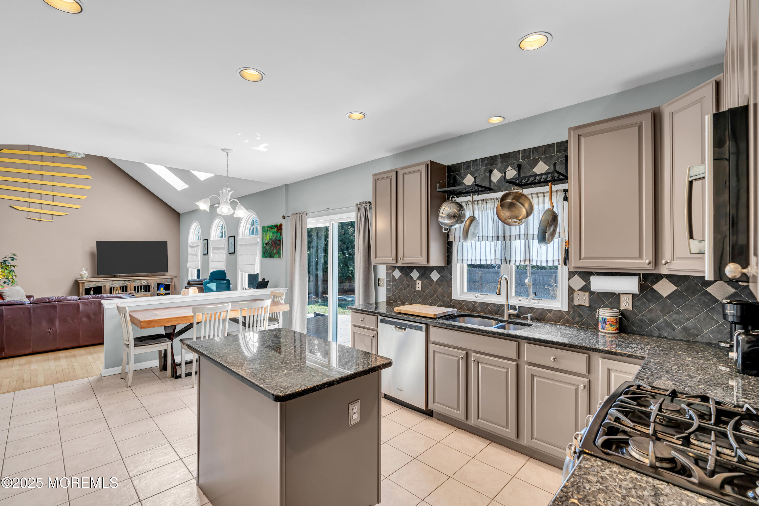 17 Mitchell Terrace, West Long Branch, New Jersey image 15