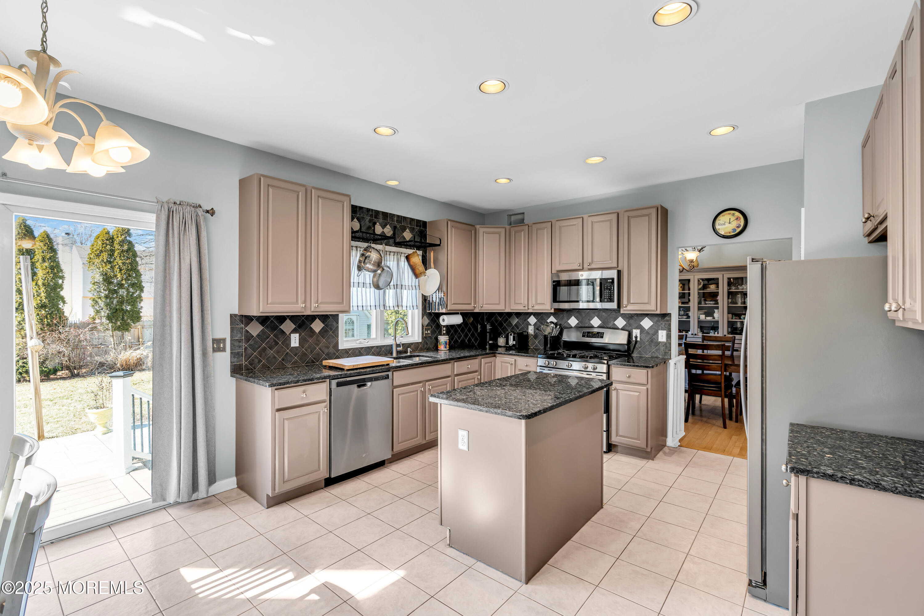 17 Mitchell Terrace, West Long Branch, New Jersey image 13