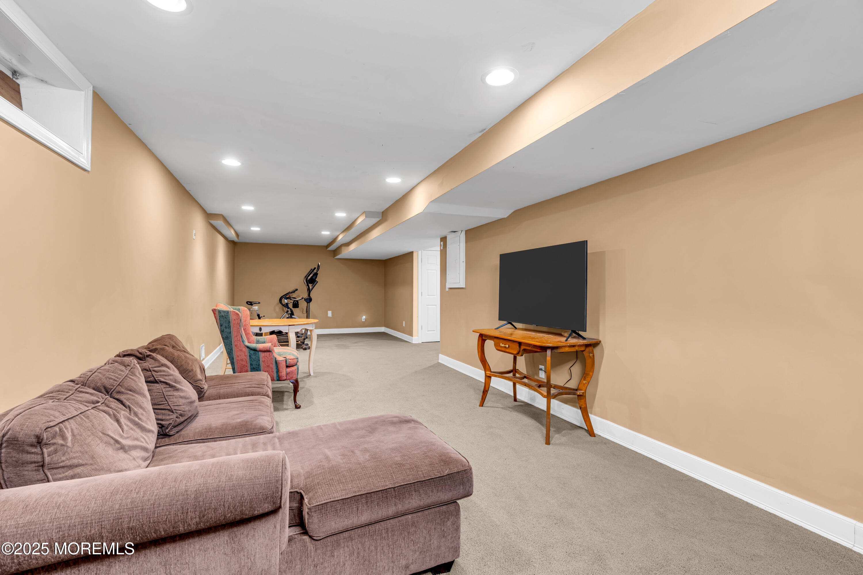 17 Mitchell Terrace, West Long Branch, New Jersey image 32