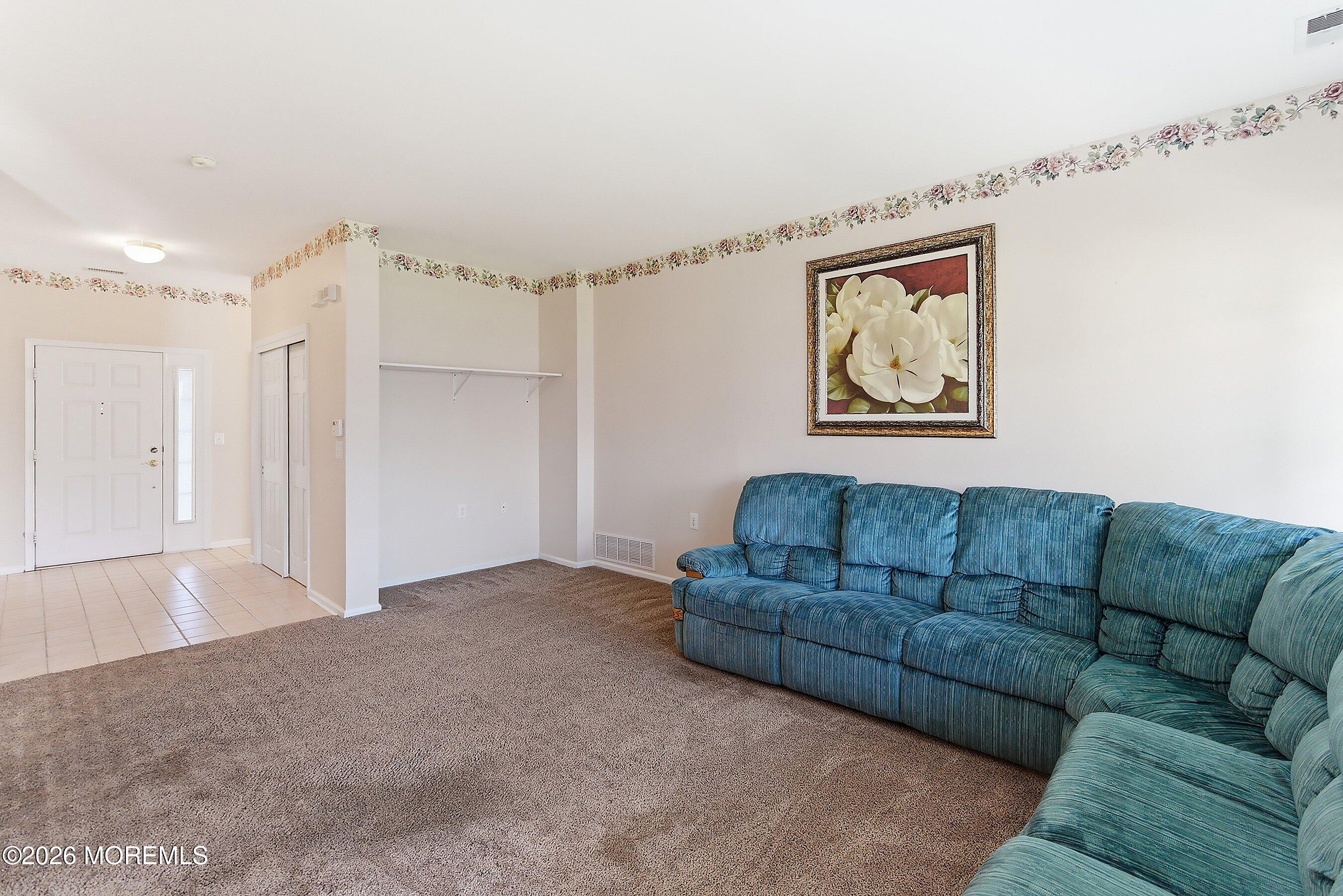 80 Nightingale Drive