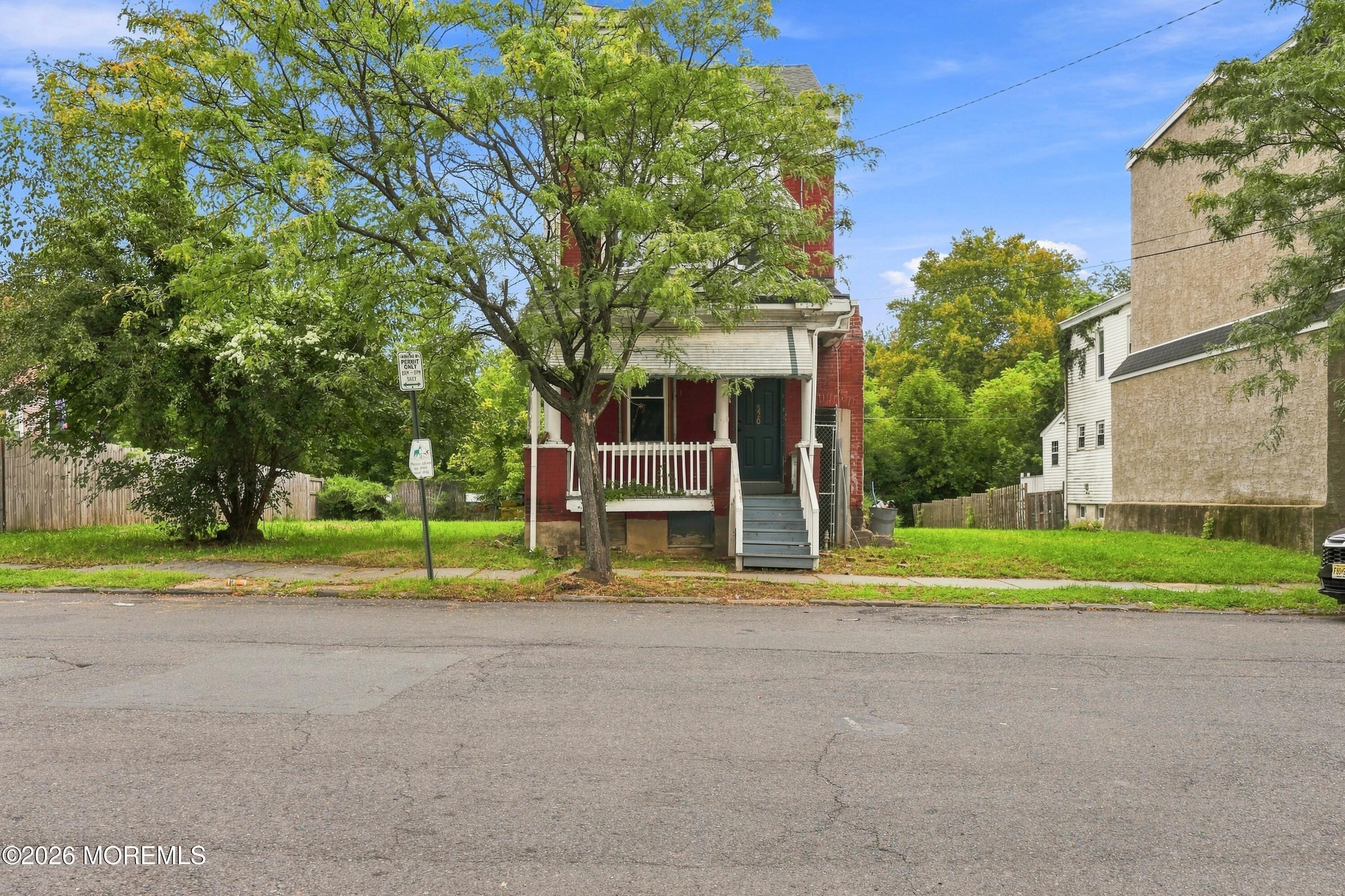 320 Rutherford Avenue