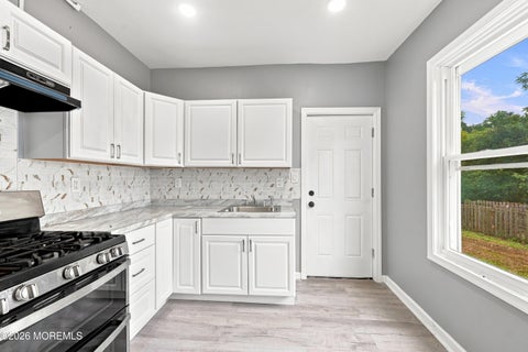 Photo of 320 Rutherford Avenue, Trenton, NJ 08618 (MLS # 22627720)