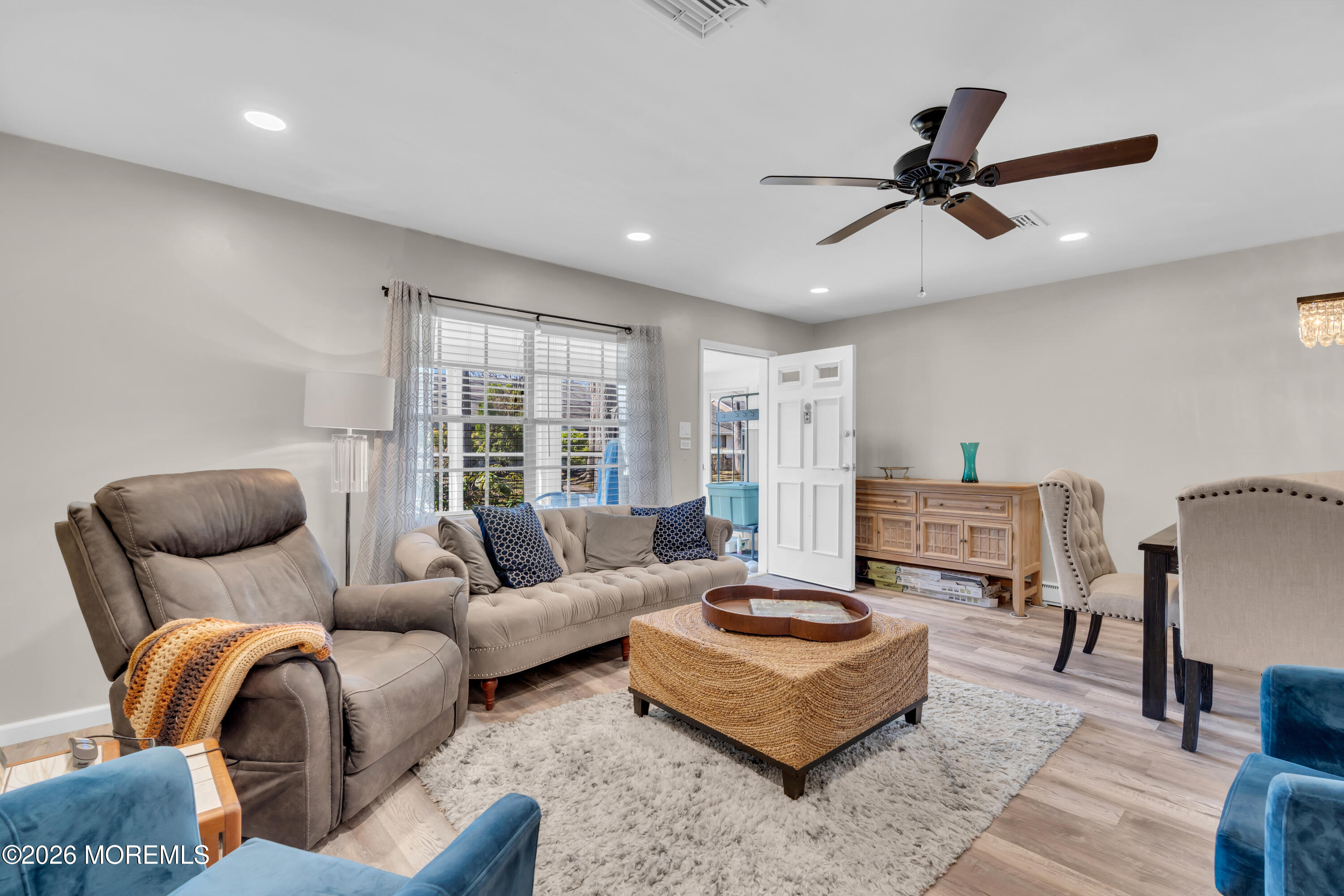 62F Buckingham Drive 100f