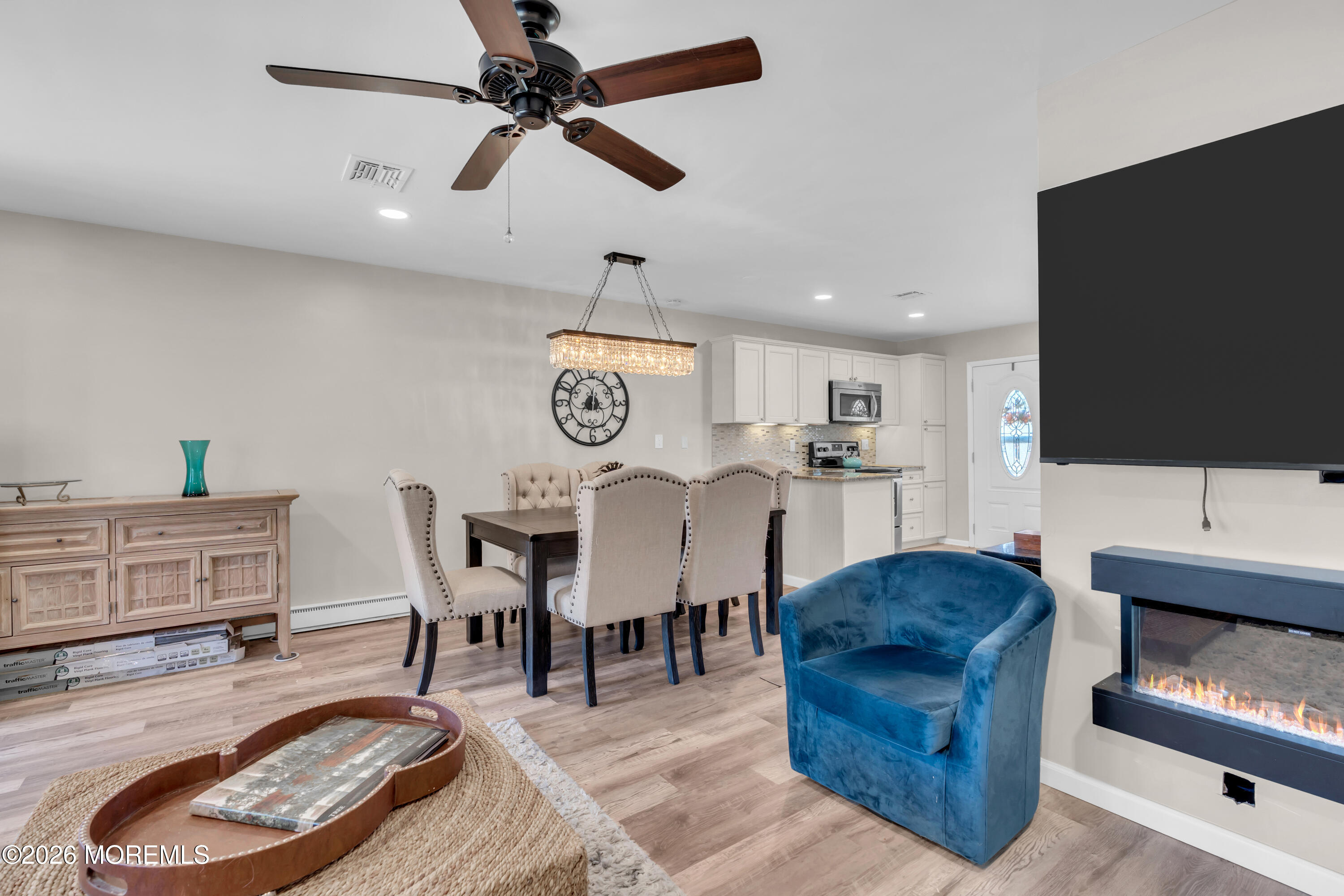 62F Buckingham Drive 100f