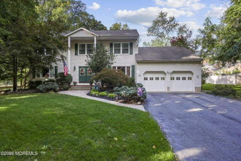 Homes For Sale - 178 Adelphia Road<br/> Monmouth County, Farmingdale, NJ 07727