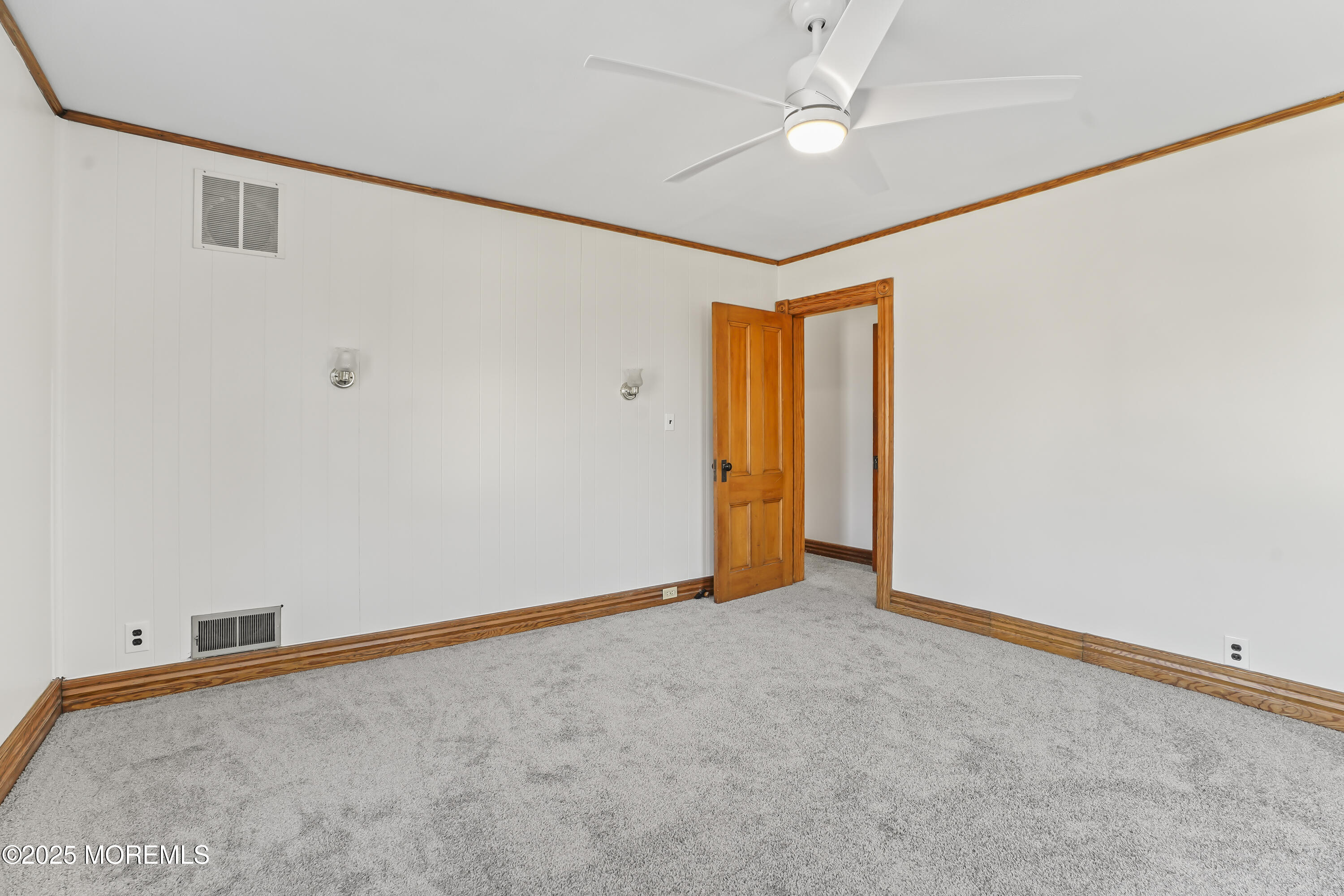 555 Cedar Avenue, West Long Branch, New Jersey image 36
