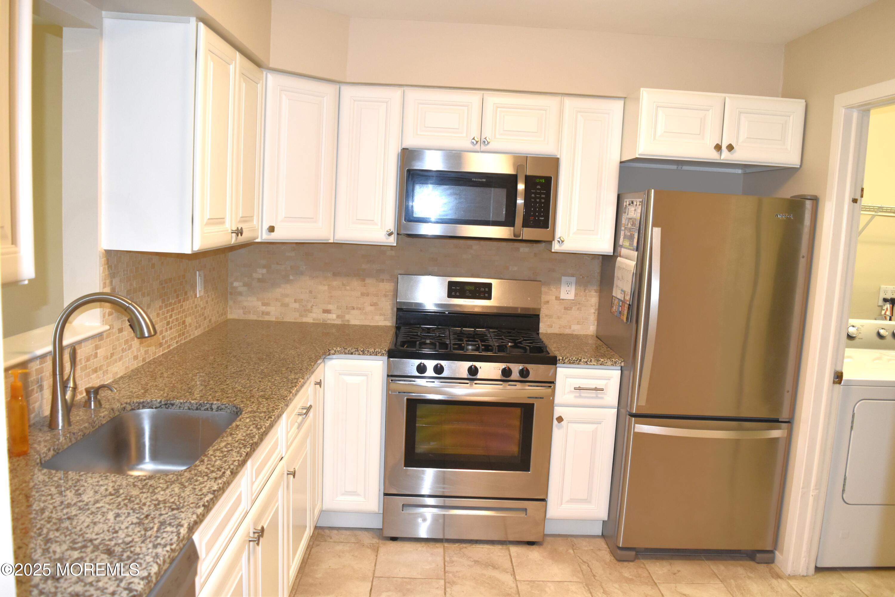 49 Poplar Place, Freehold, New Jersey image 15