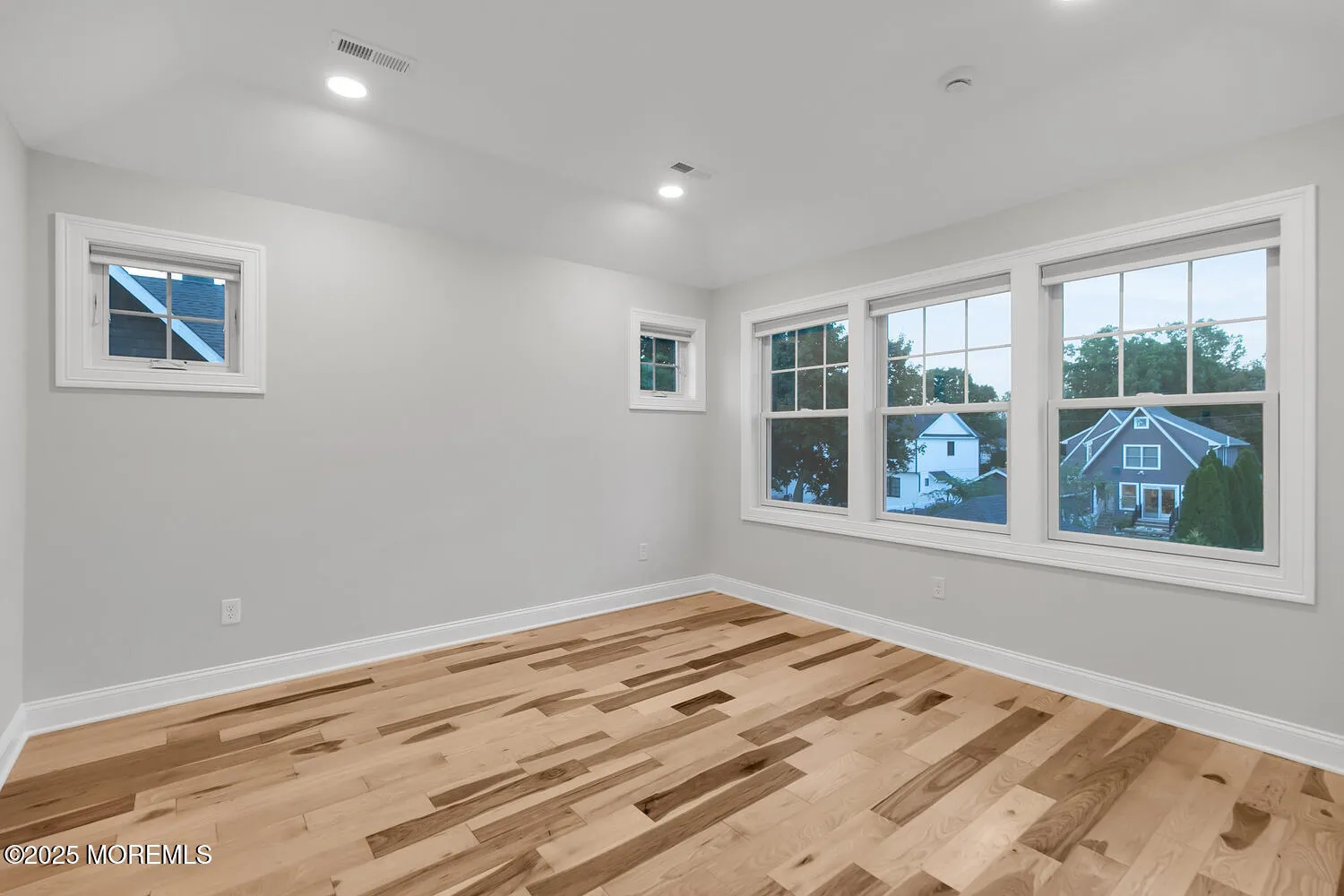 Fair Haven, New Jersey 07704, United States, 4 Bedrooms Bedrooms, ,4 BathroomsBathrooms,Residential,Active,220207