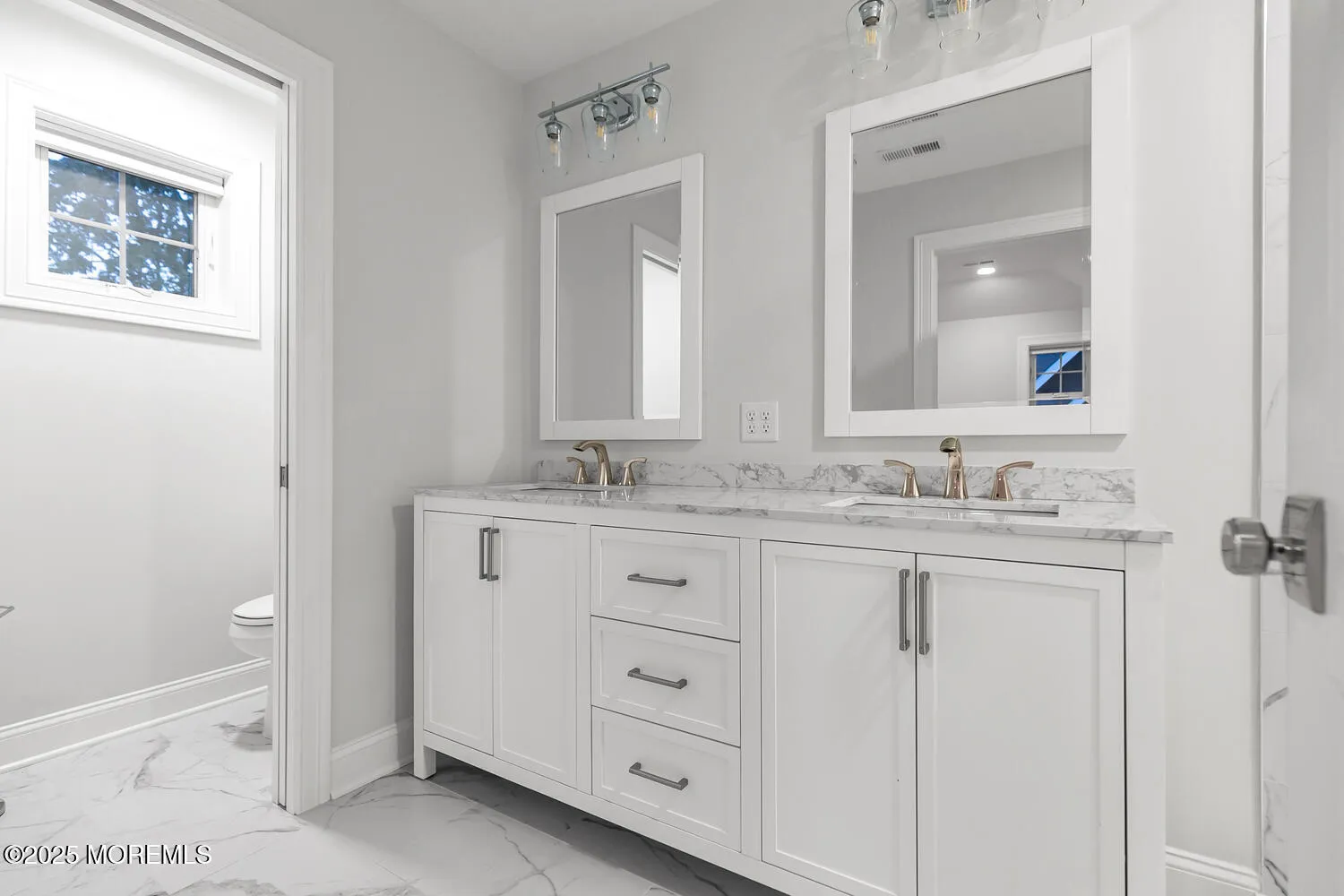 Fair Haven, New Jersey 07704, United States, 4 Bedrooms Bedrooms, ,4 BathroomsBathrooms,Residential,Active,220207