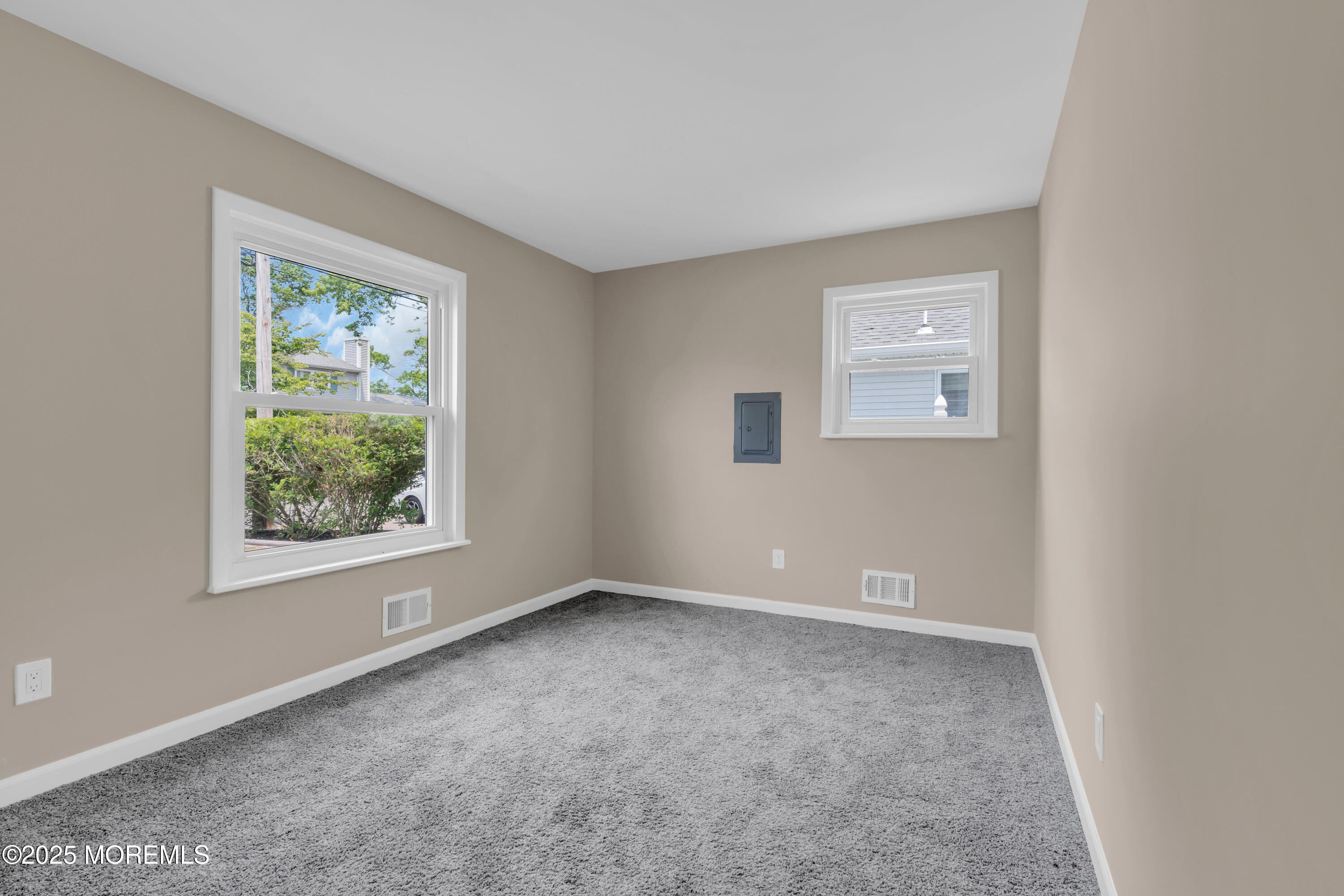 1037 Spray Avenue, Beachwood, New Jersey image 31