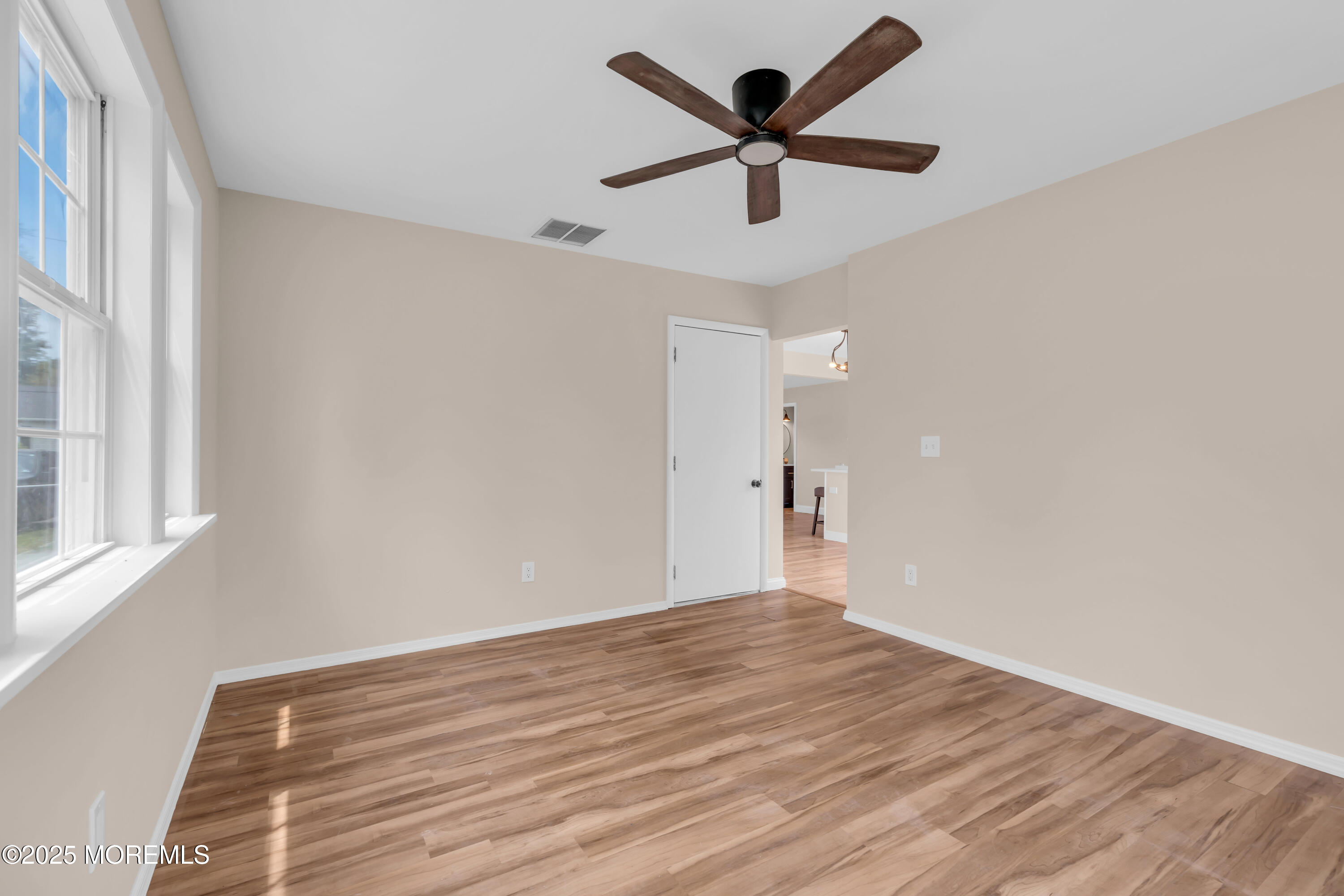 1037 Spray Avenue, Beachwood, New Jersey image 34