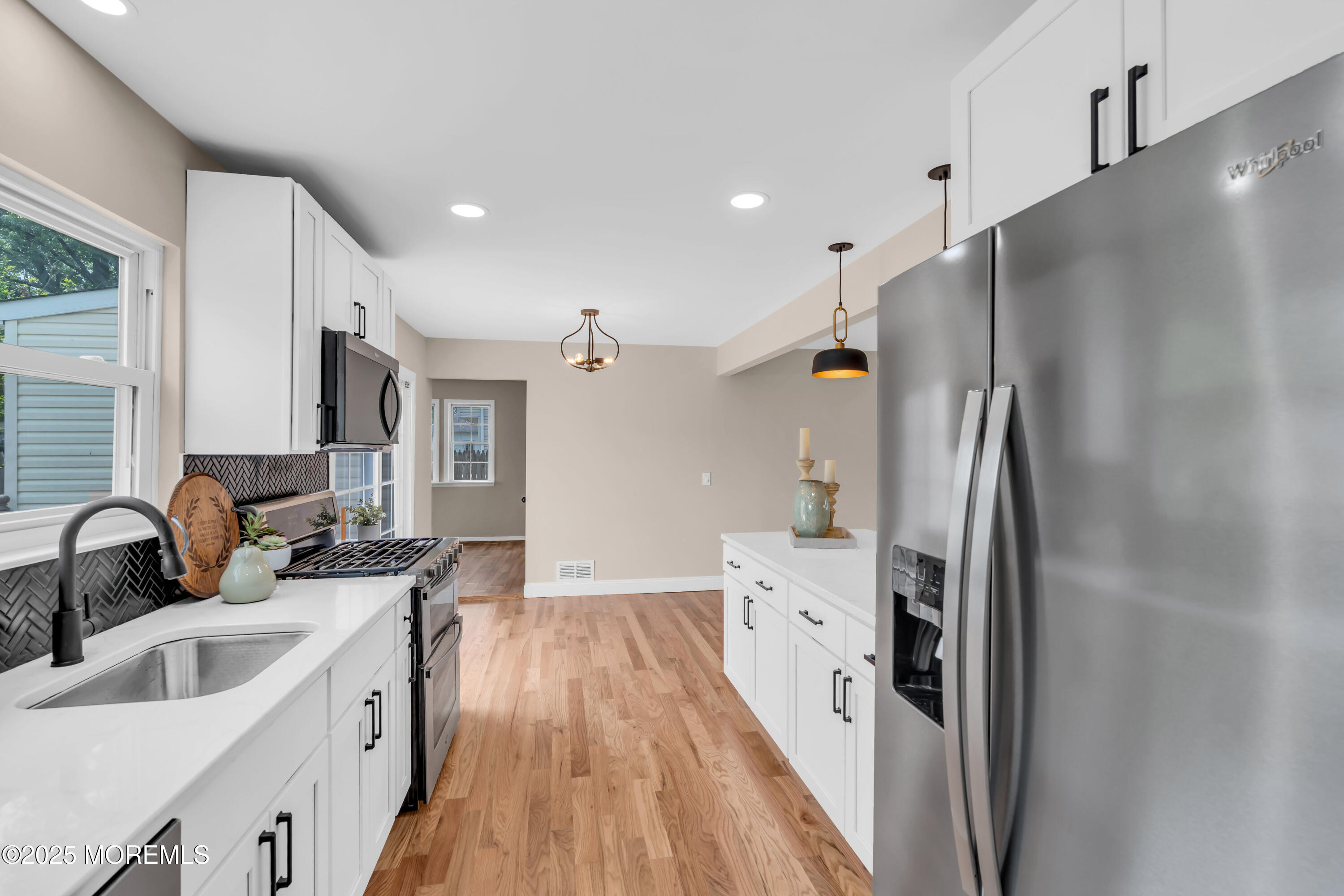 1037 Spray Avenue, Beachwood, New Jersey image 17