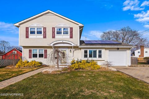 Photo of 16 Galway Drive, Hazlet, NJ 07730 (MLS # 22537484)