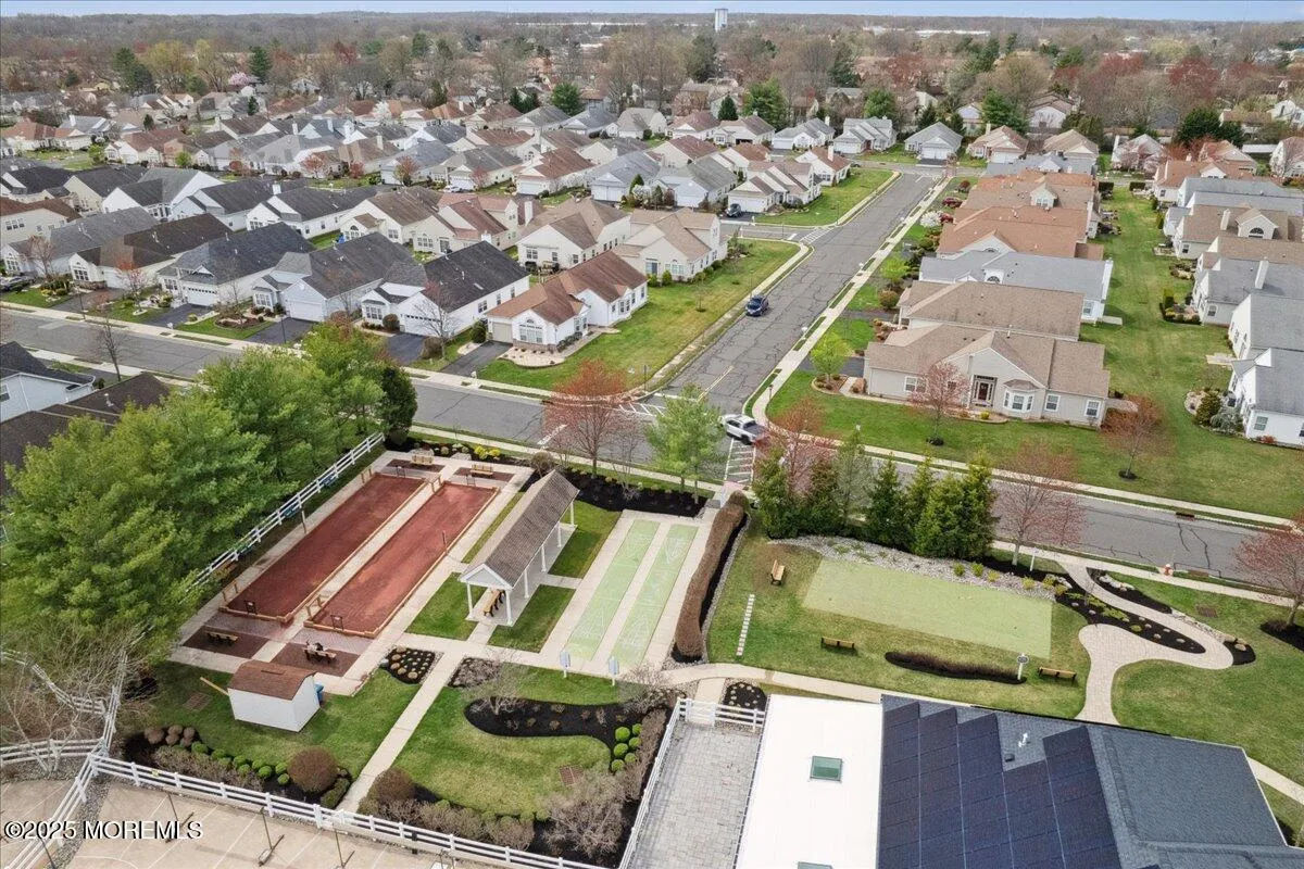 Monroe, New Jersey 08831, United States, 2 Bedrooms Bedrooms, ,2 BathroomsBathrooms,Residential,Pending,103888