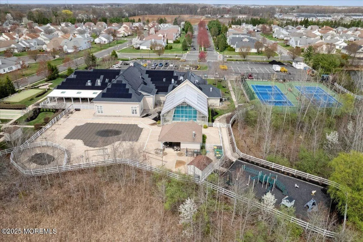 Monroe, New Jersey 08831, United States, 2 Bedrooms Bedrooms, ,2 BathroomsBathrooms,Residential,Pending,103888