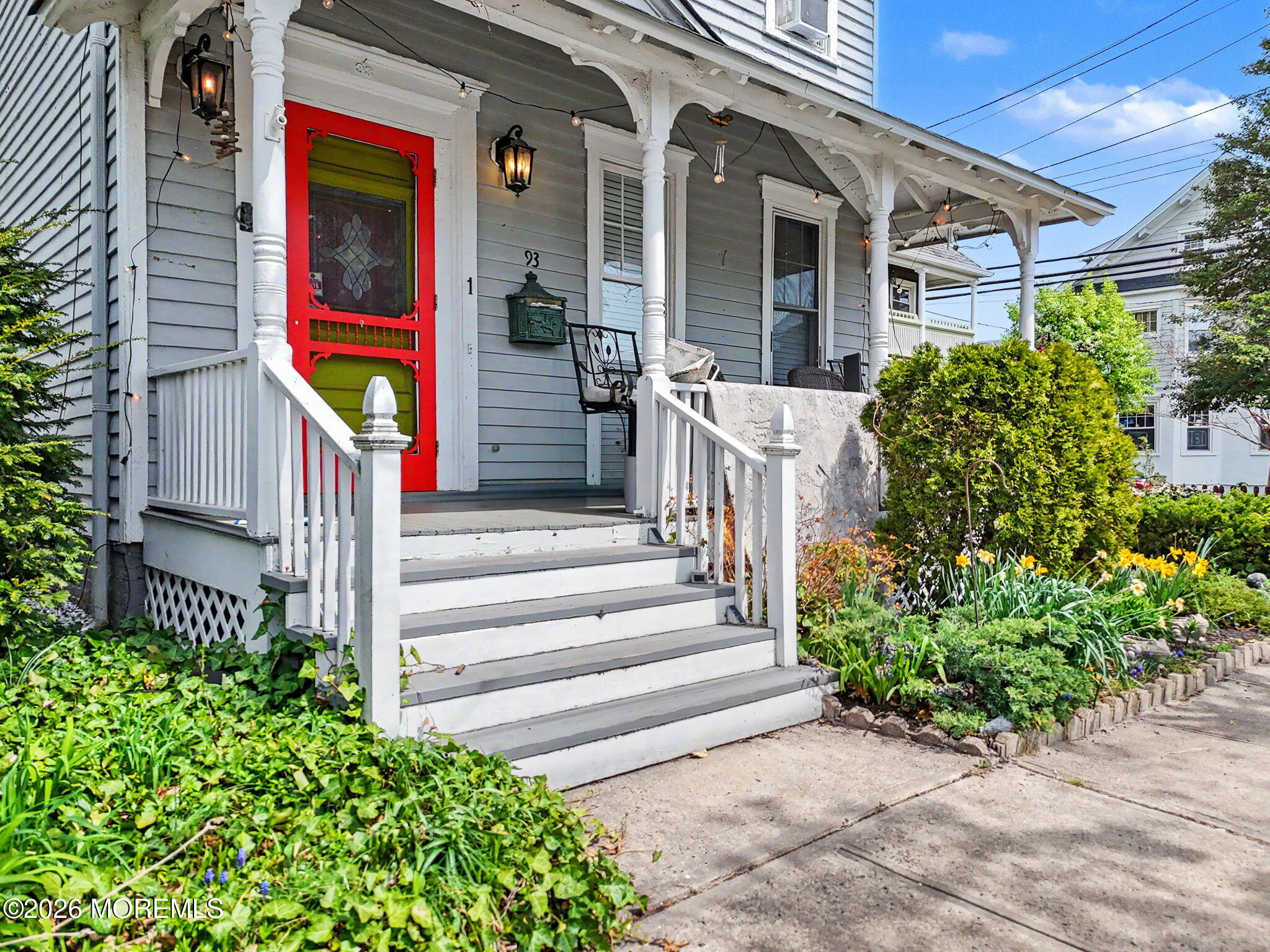 93 Heck Avenue