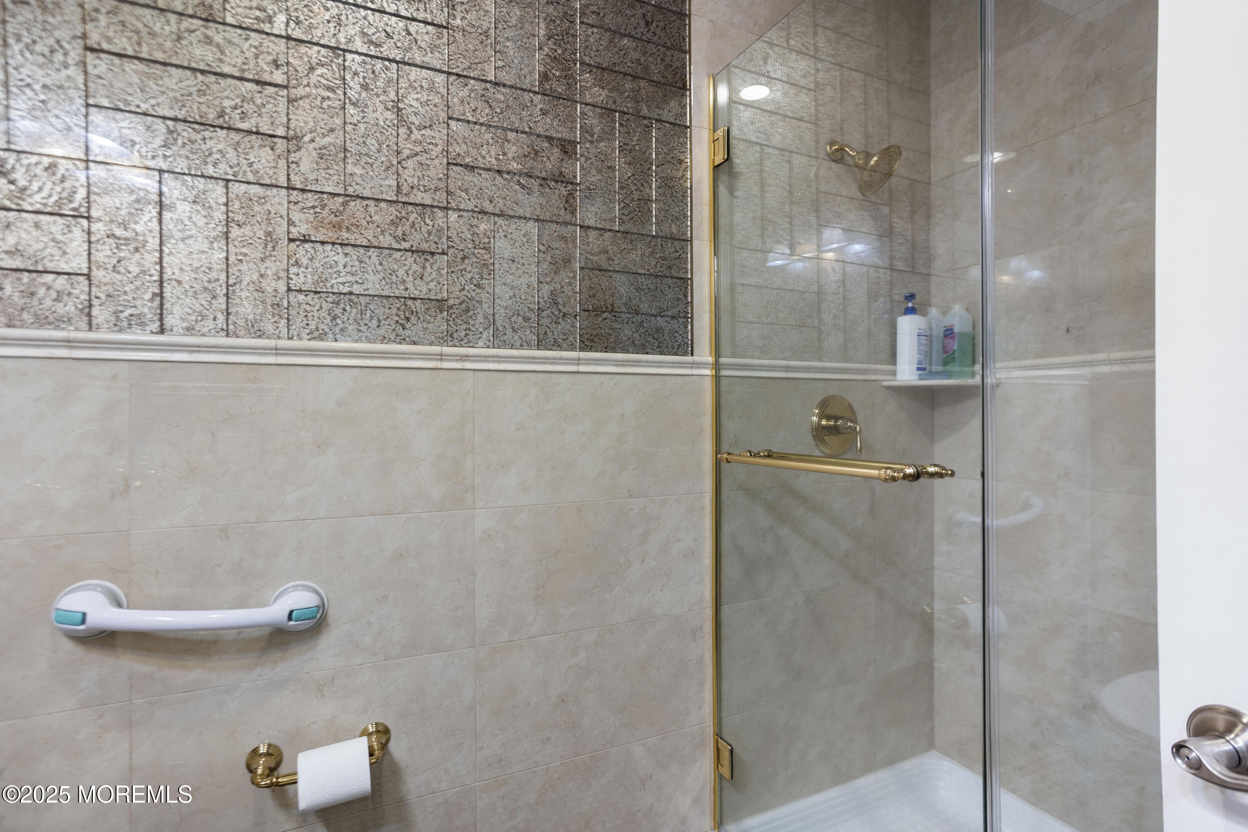 821 Woodland Drive, Lakewood, New Jersey image 32