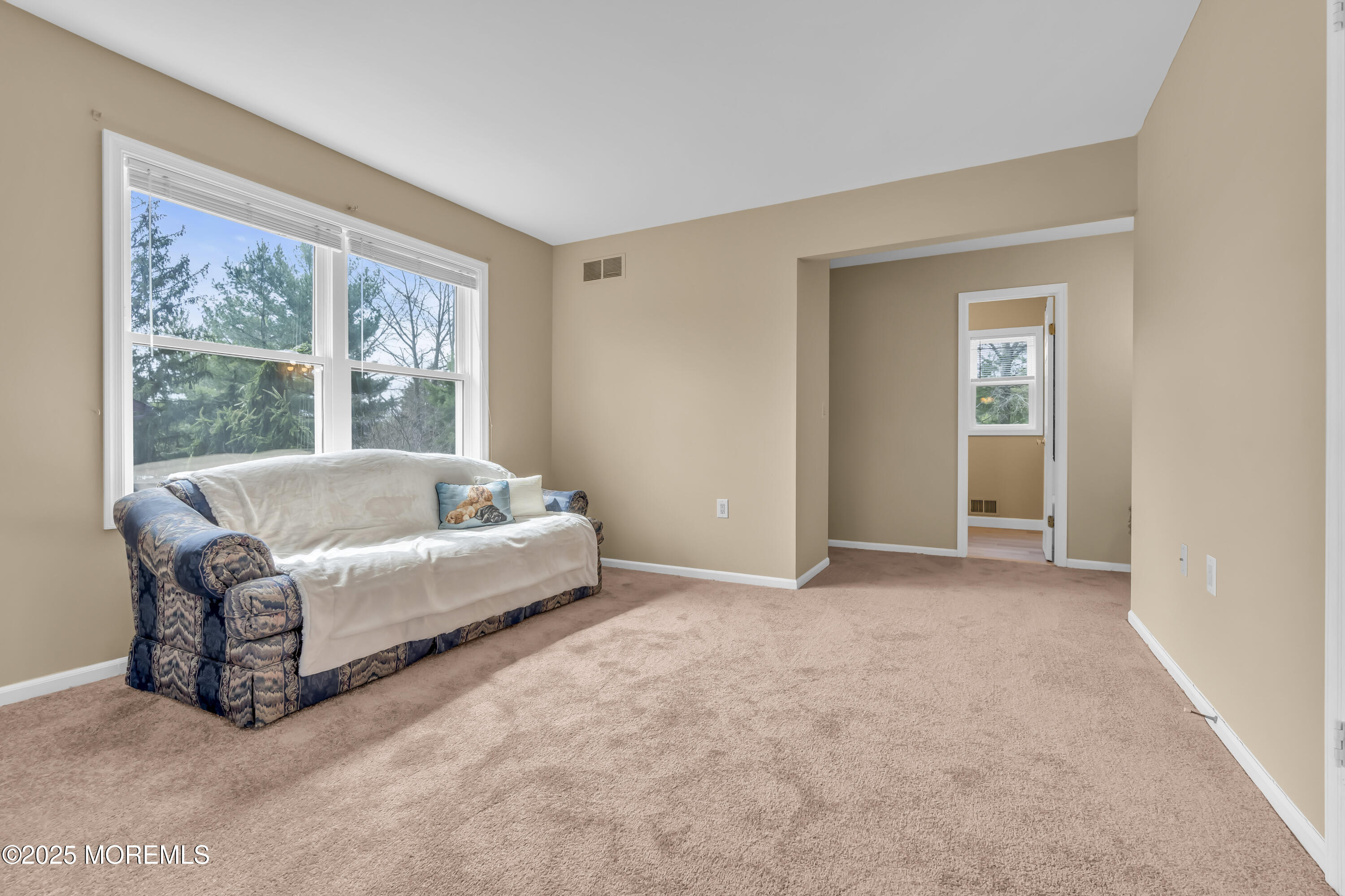 44 Cannonade Drive, Marlboro, New Jersey image 27