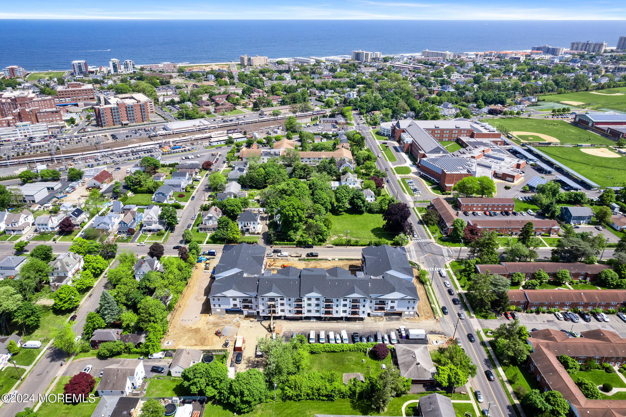 Long Branch, New Jersey 07740, United States, 1 Bedroom Bedrooms, ,1 BathroomBathrooms,Residential,Active,39622