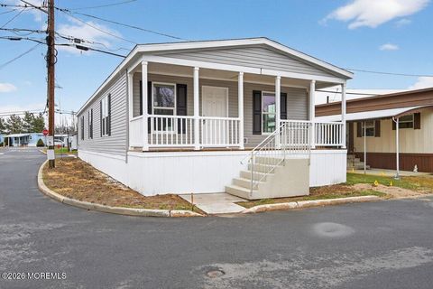 414 Walnut Street 414 Robbinsville NJ 08691