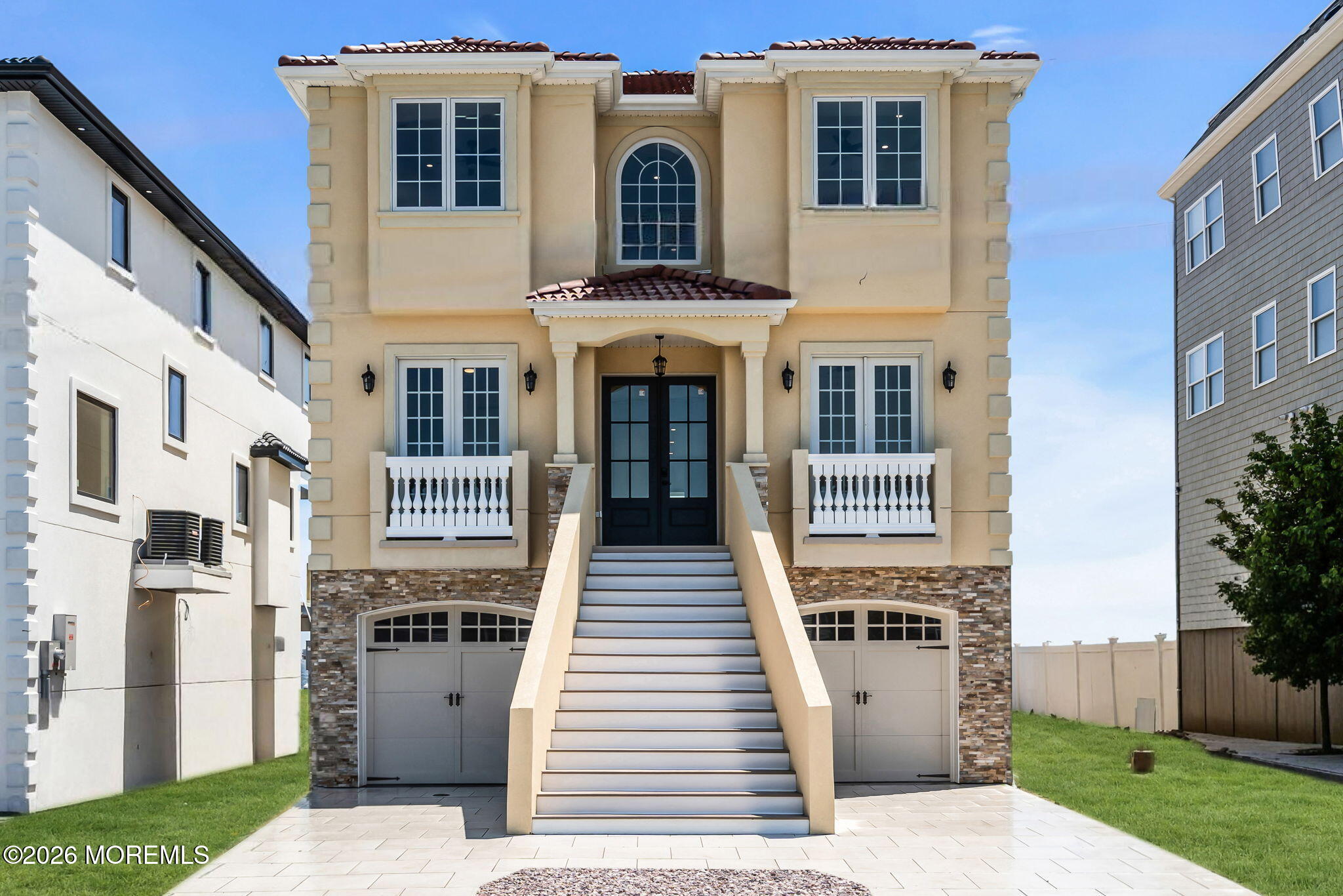 657 Bayview Drive