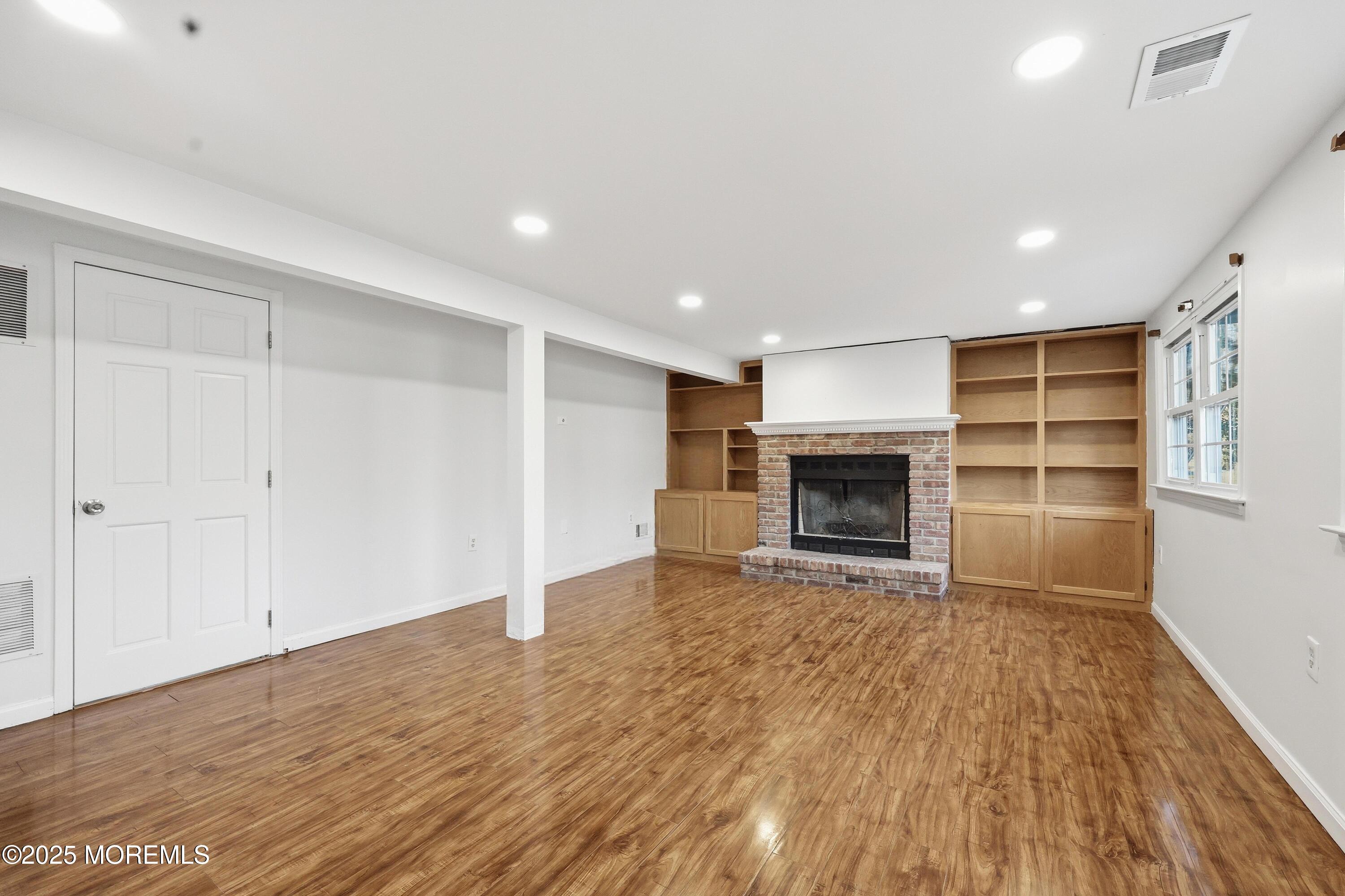 19 Oak Ridge Parkway