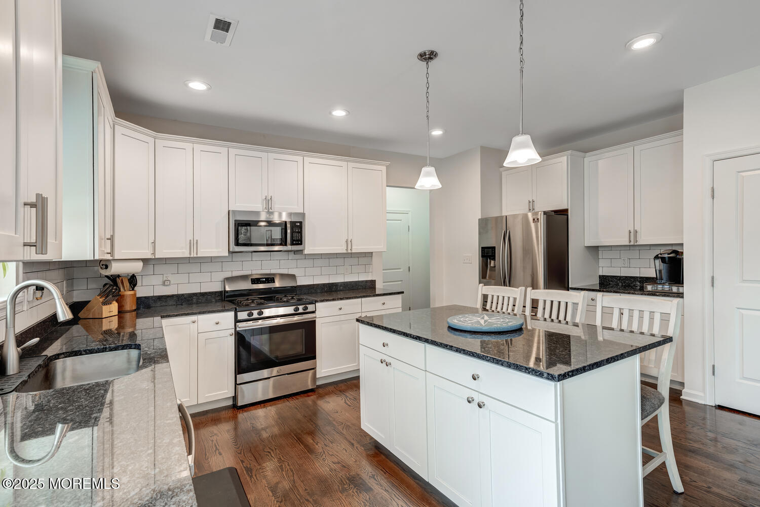 909 Amsterdam Avenue, Toms River, New Jersey image 4