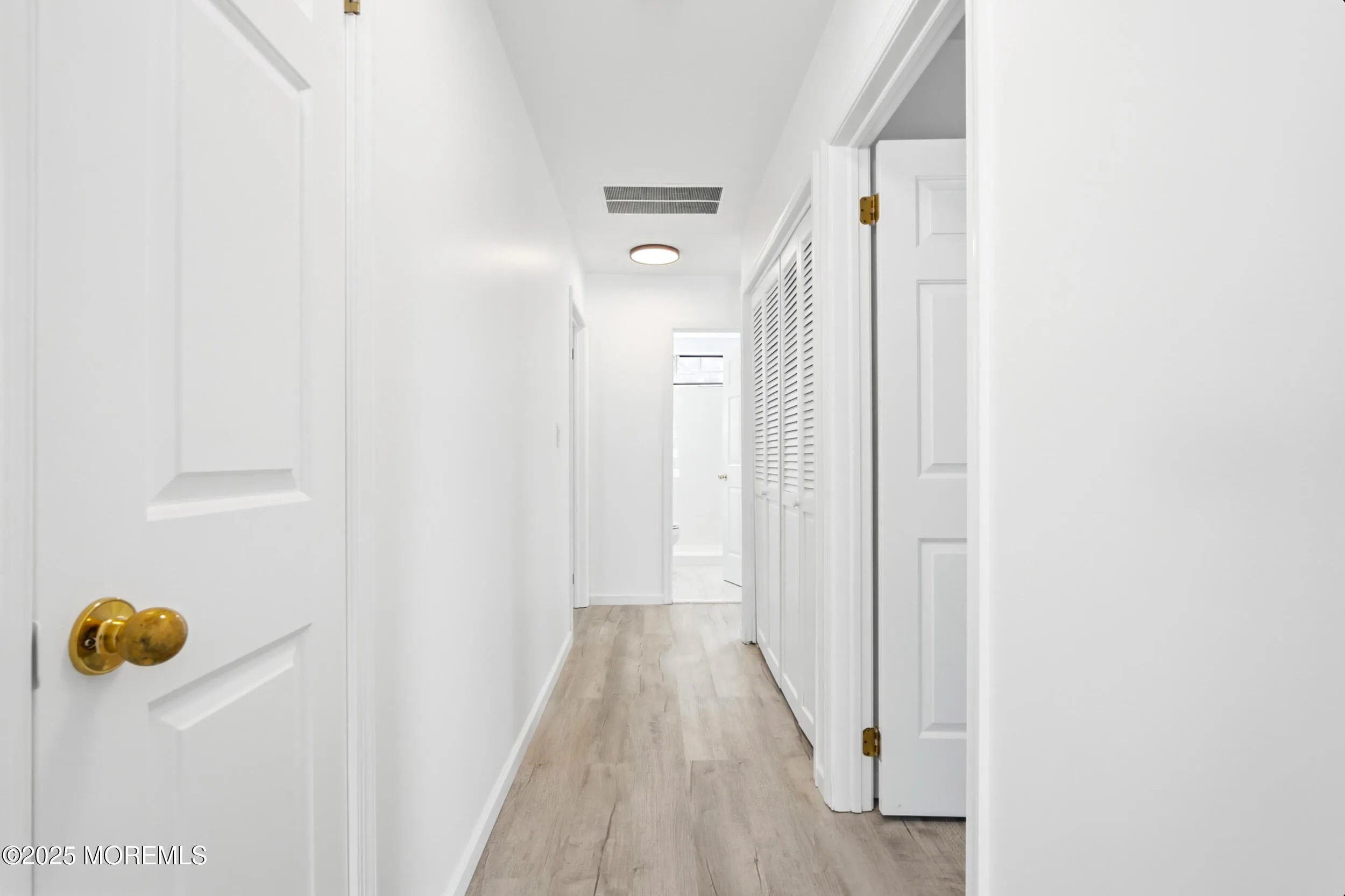 Tinton Falls, New Jersey 07753, United States, 3 Bedrooms Bedrooms, ,2 BathroomsBathrooms,Residential,Coming Soon,249540