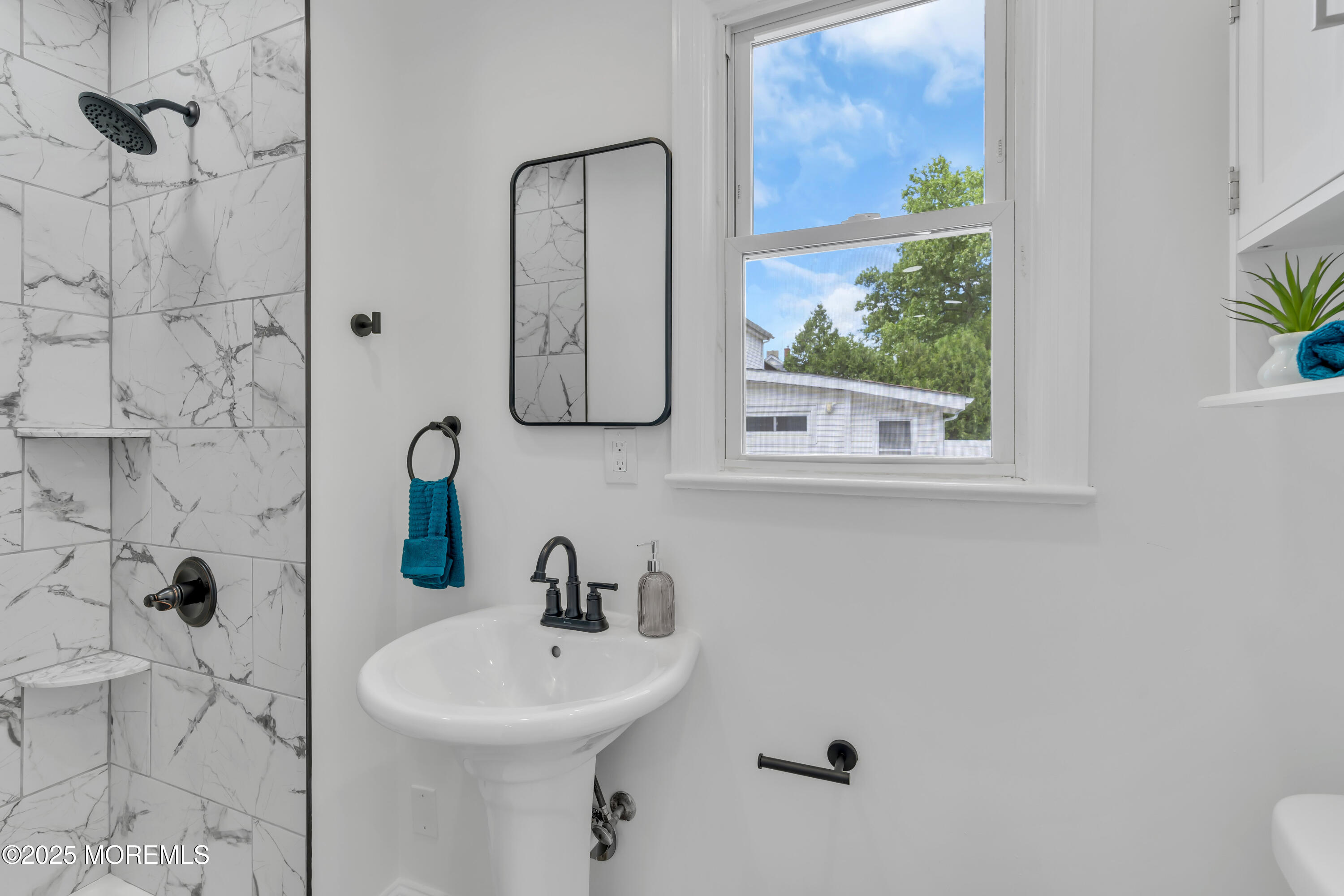195 Main Street, Matawan, New Jersey image 16