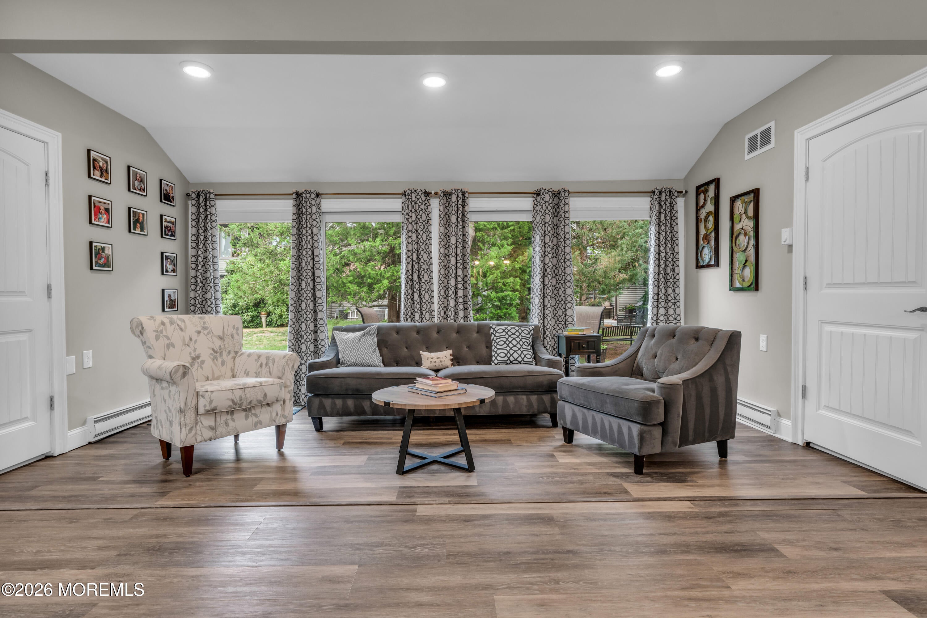 10 Danbury Court
