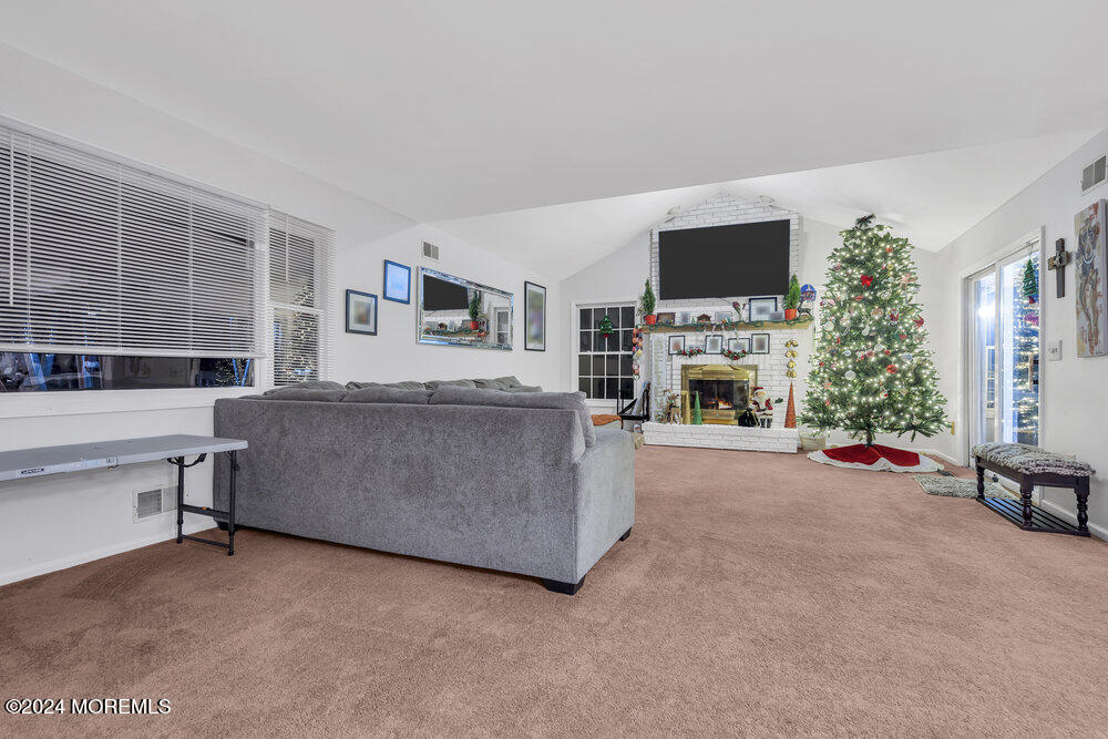 128 Mapletree Road, Toms River, New Jersey image 18
