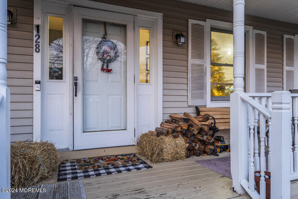 128 Mapletree Road, Toms River, New Jersey image 6