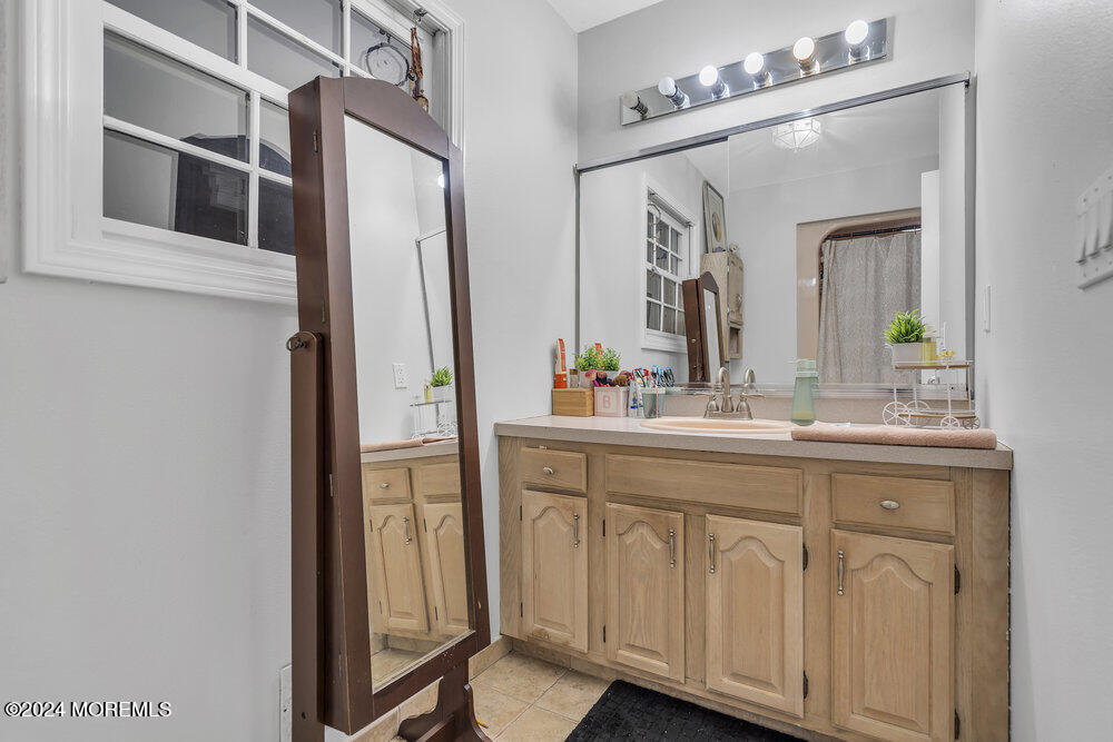 128 Mapletree Road, Toms River, New Jersey image 23