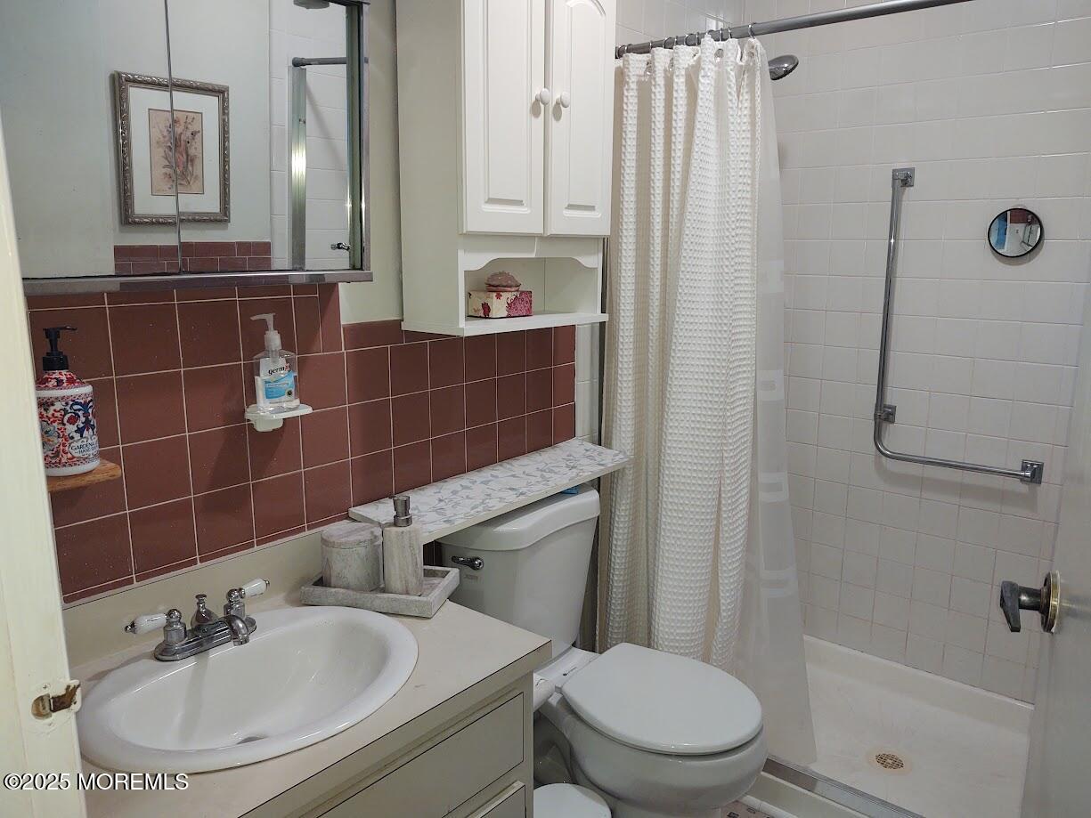 642 Plymouth Drive #B, Lakewood, New Jersey image 22