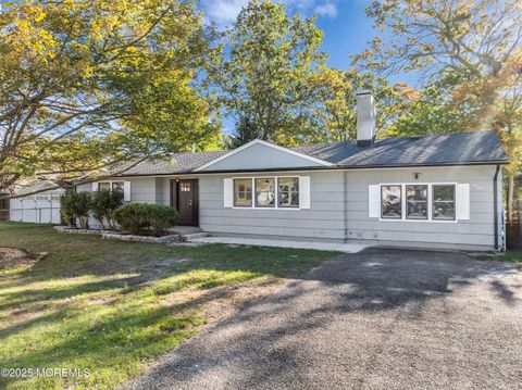 Photo of 550 Bethany Lane, Brick, NJ 08723 (MLS # 22531526)