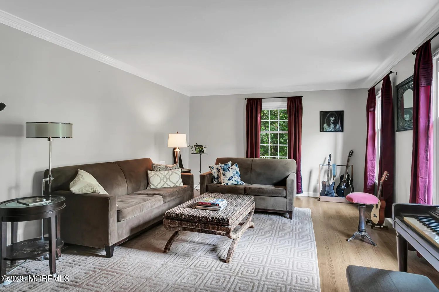 Lincroft, New Jersey 07738, United States, 5 Bedrooms Bedrooms, ,3 BathroomsBathrooms,Residential,Active,188384