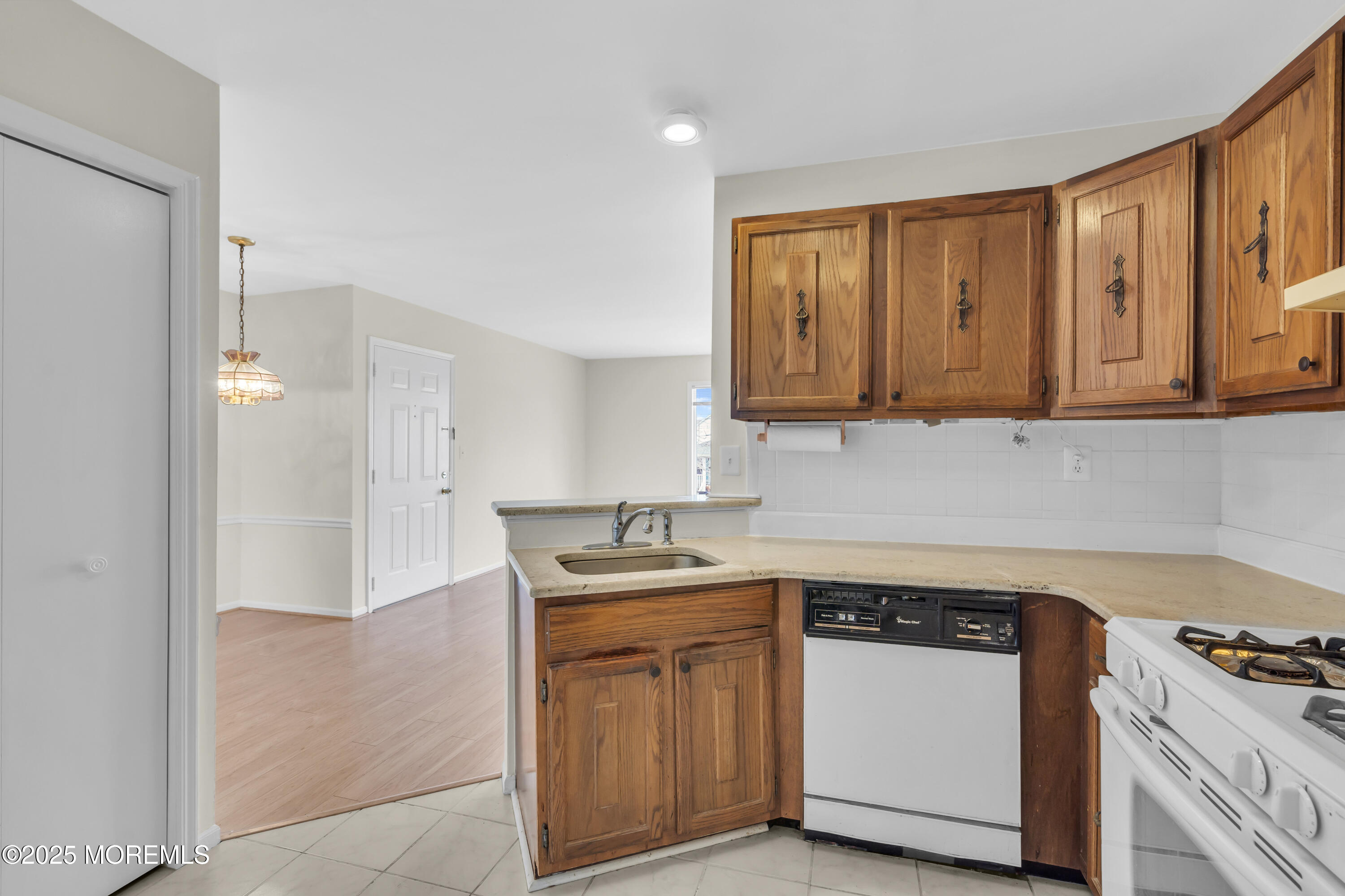 113 Lareine Avenue #102, Bradley Beach, New Jersey image 16