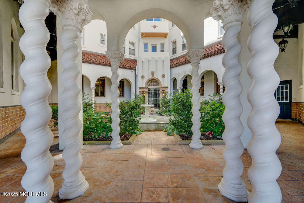 400 Deal Lake Drive 8F