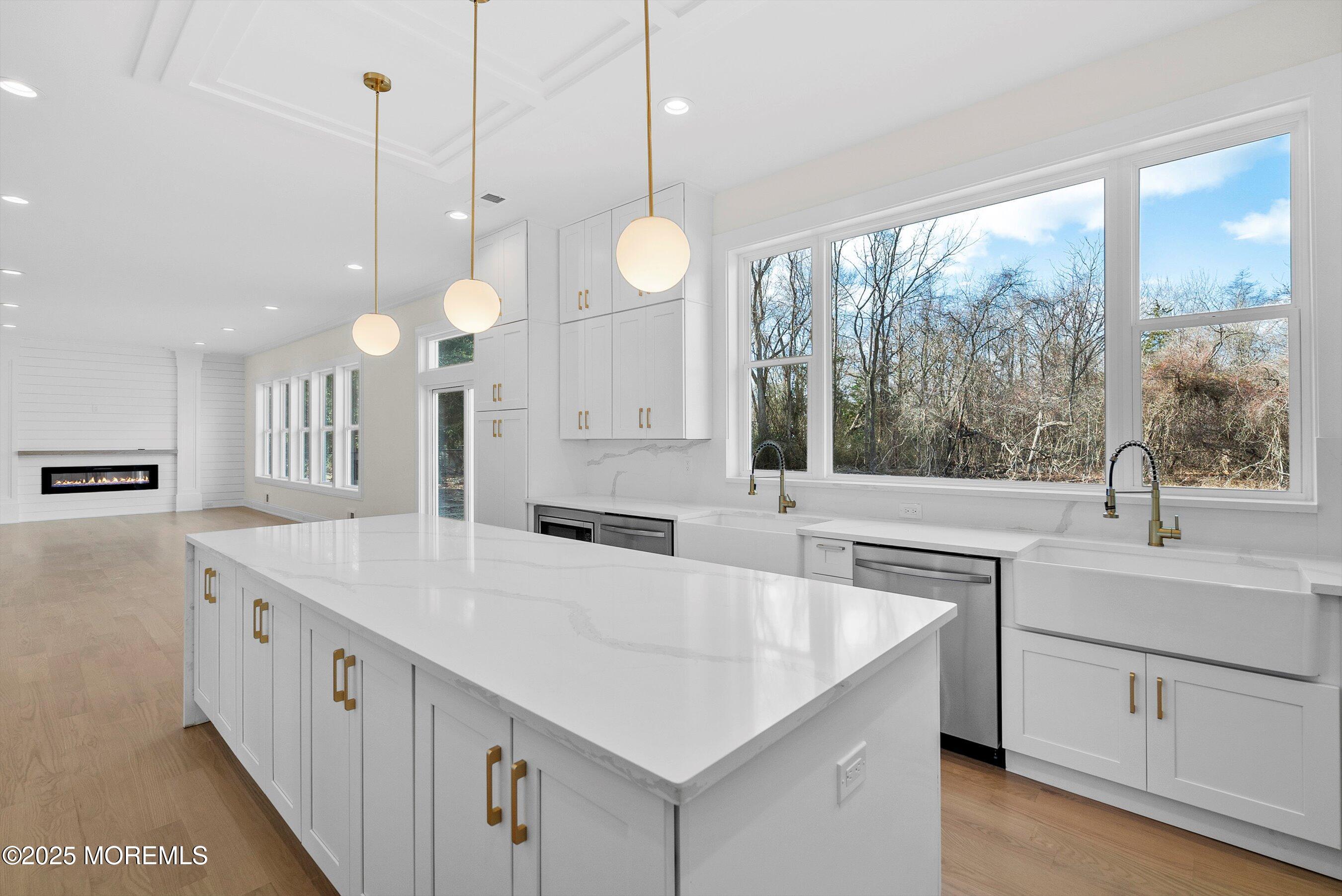 1656 N Bay Avenue, Toms River, New Jersey image 7