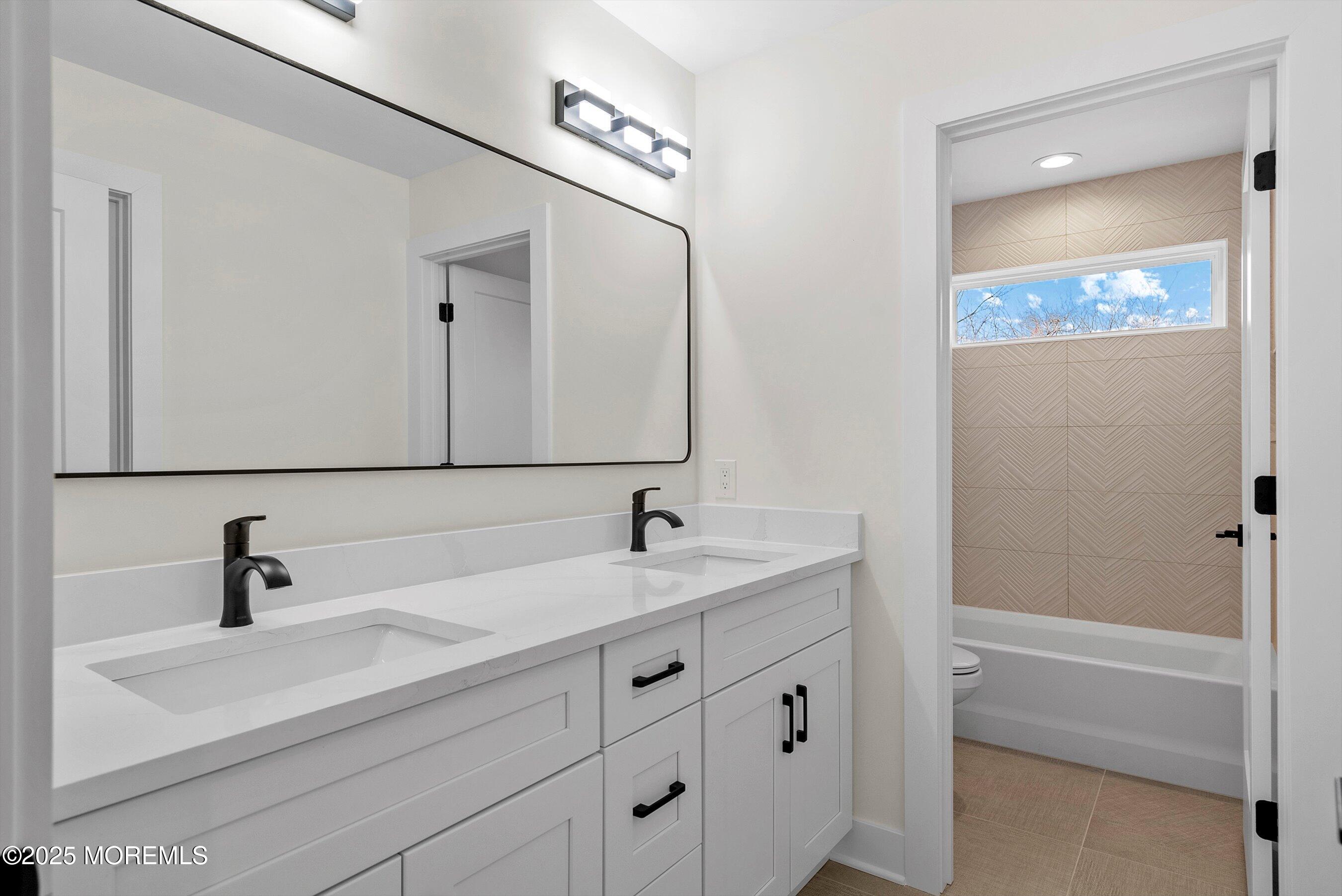 1656 N Bay Avenue, Toms River, New Jersey image 20