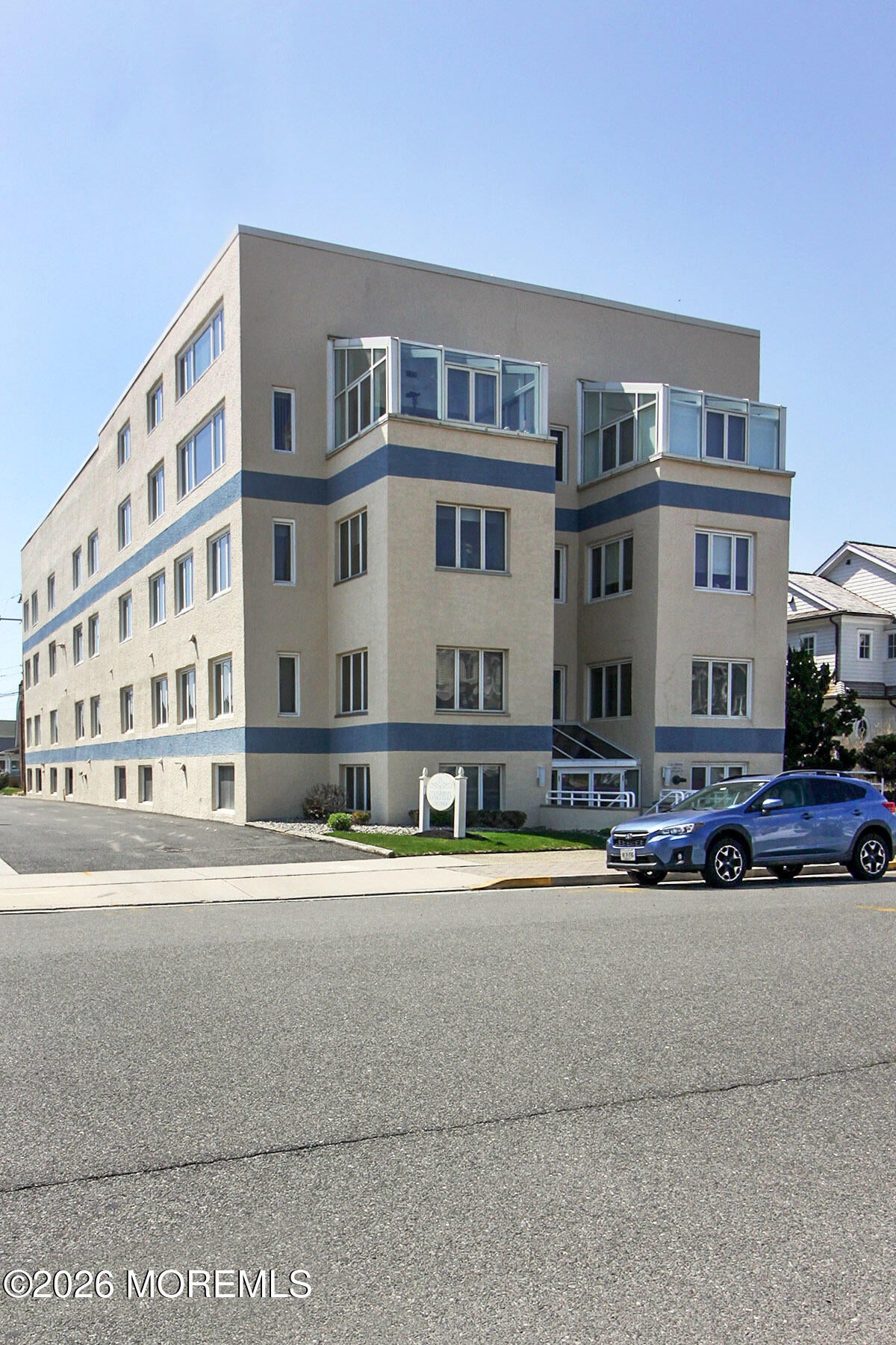 15 Garfield Avenue