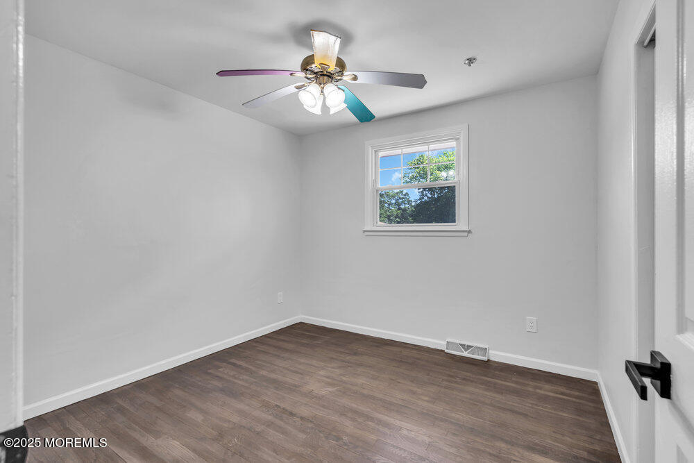 6 Barend Street, Millville, New Jersey image 22