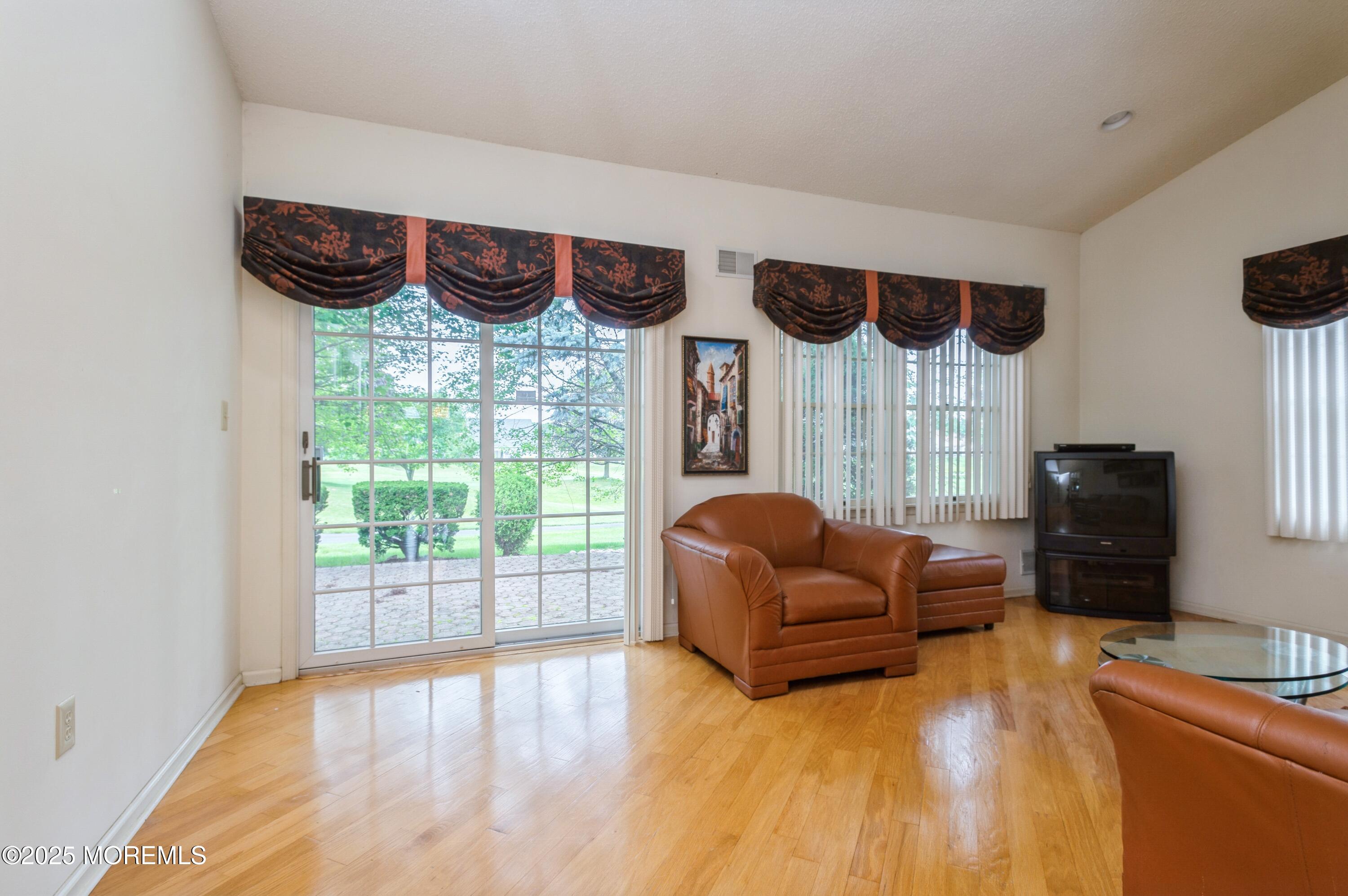 99 Leeds Lane, Monroe Township, New Jersey image 14