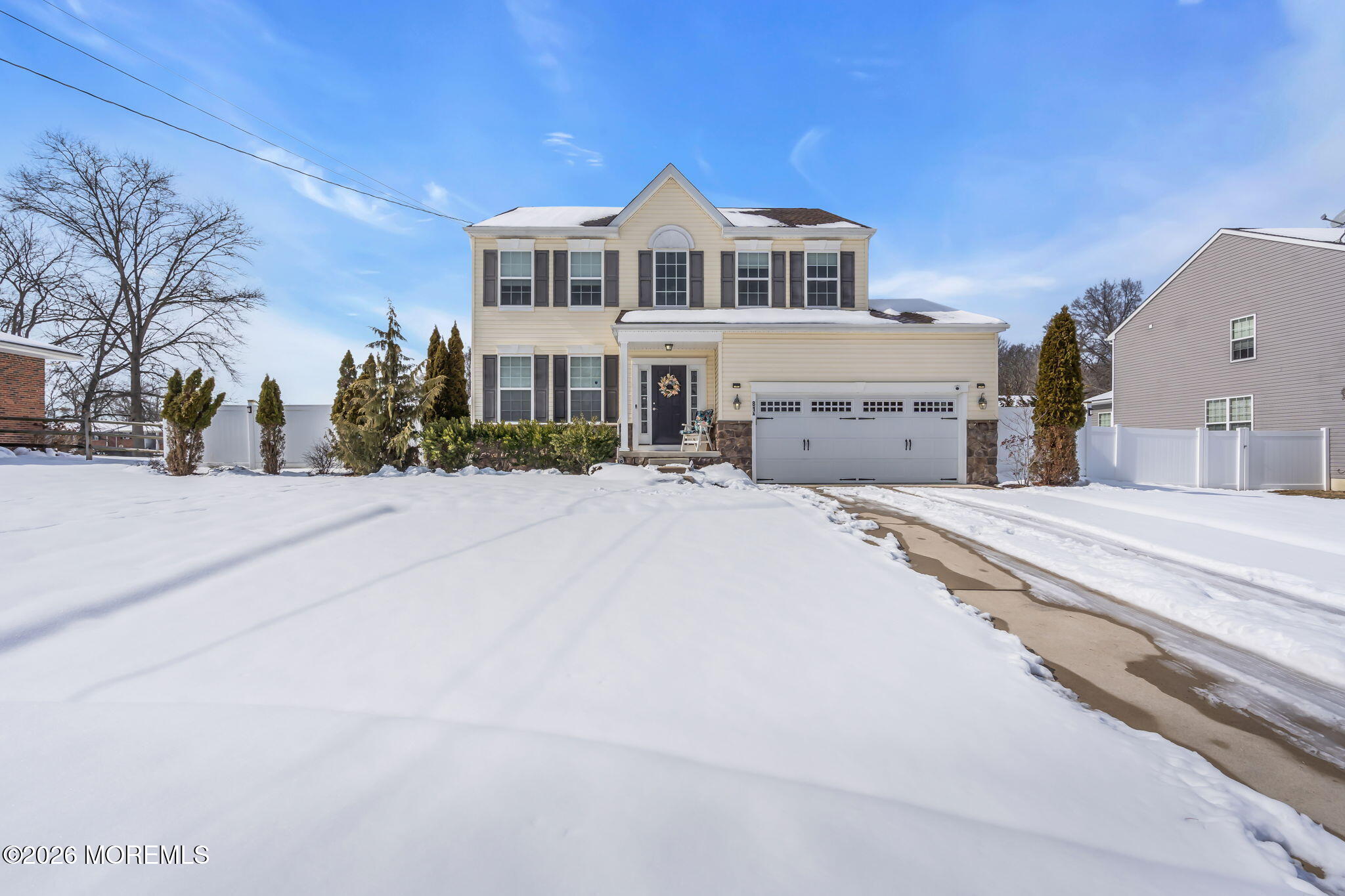 81 N Locust Avenue A