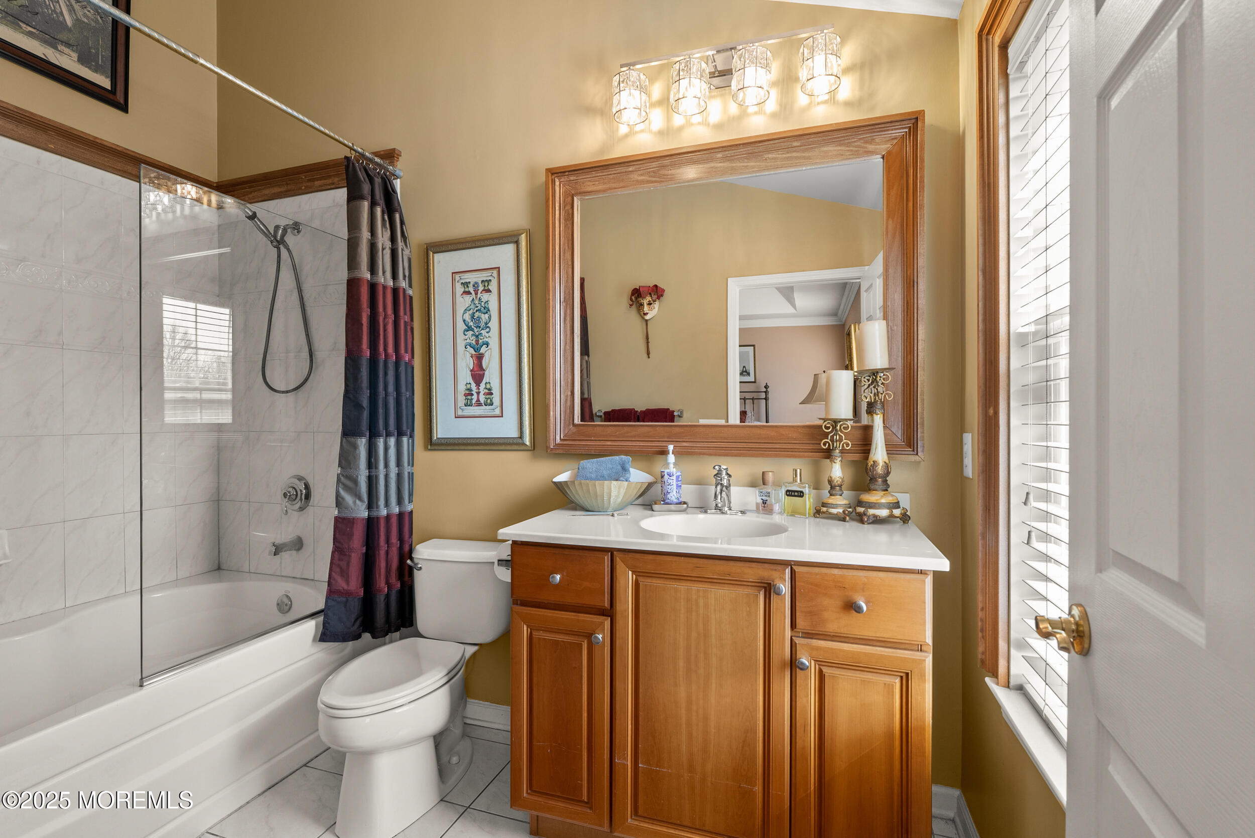 30 W Aspen Way, Aberdeen, New Jersey image 27