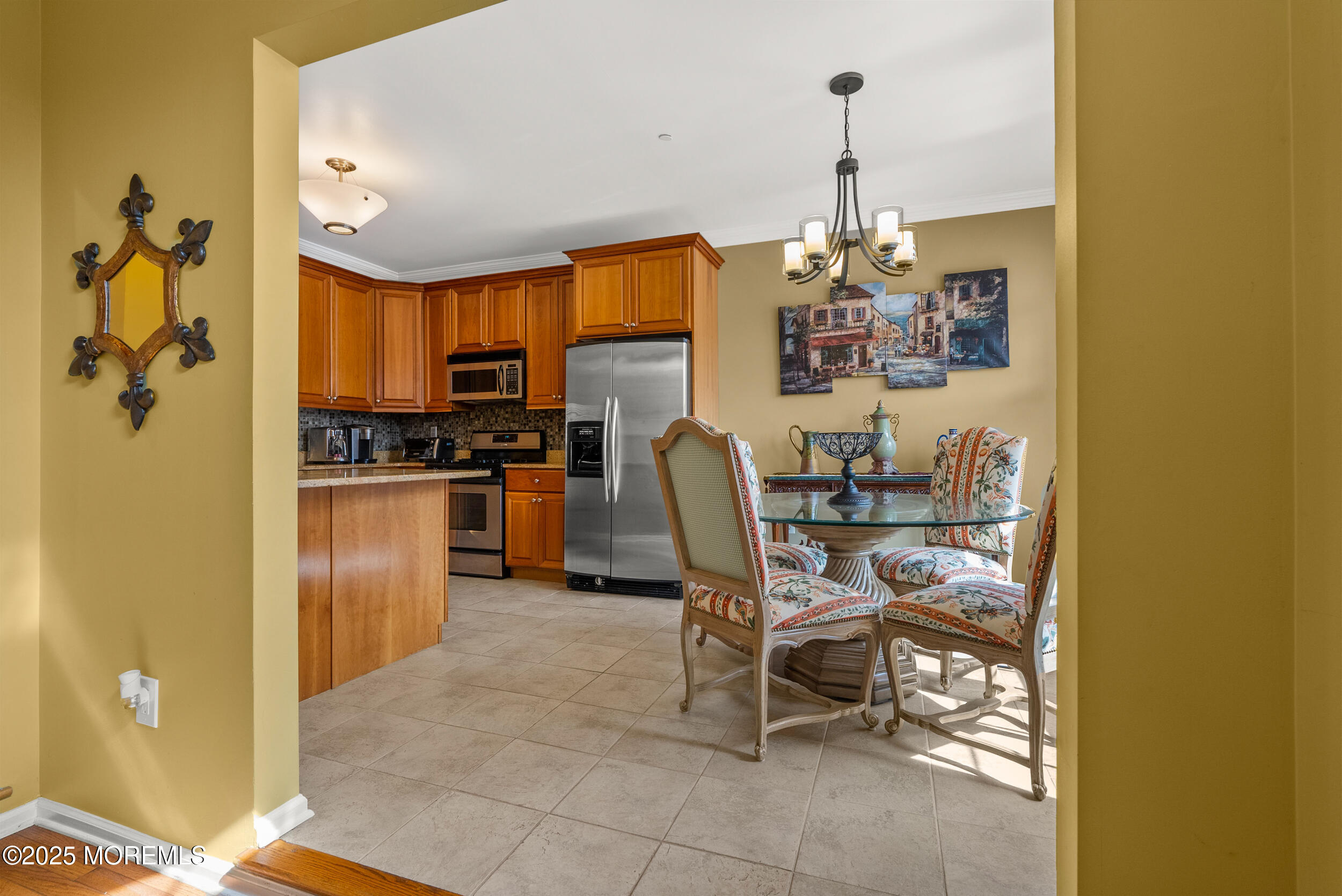 30 W Aspen Way, Aberdeen, New Jersey image 9