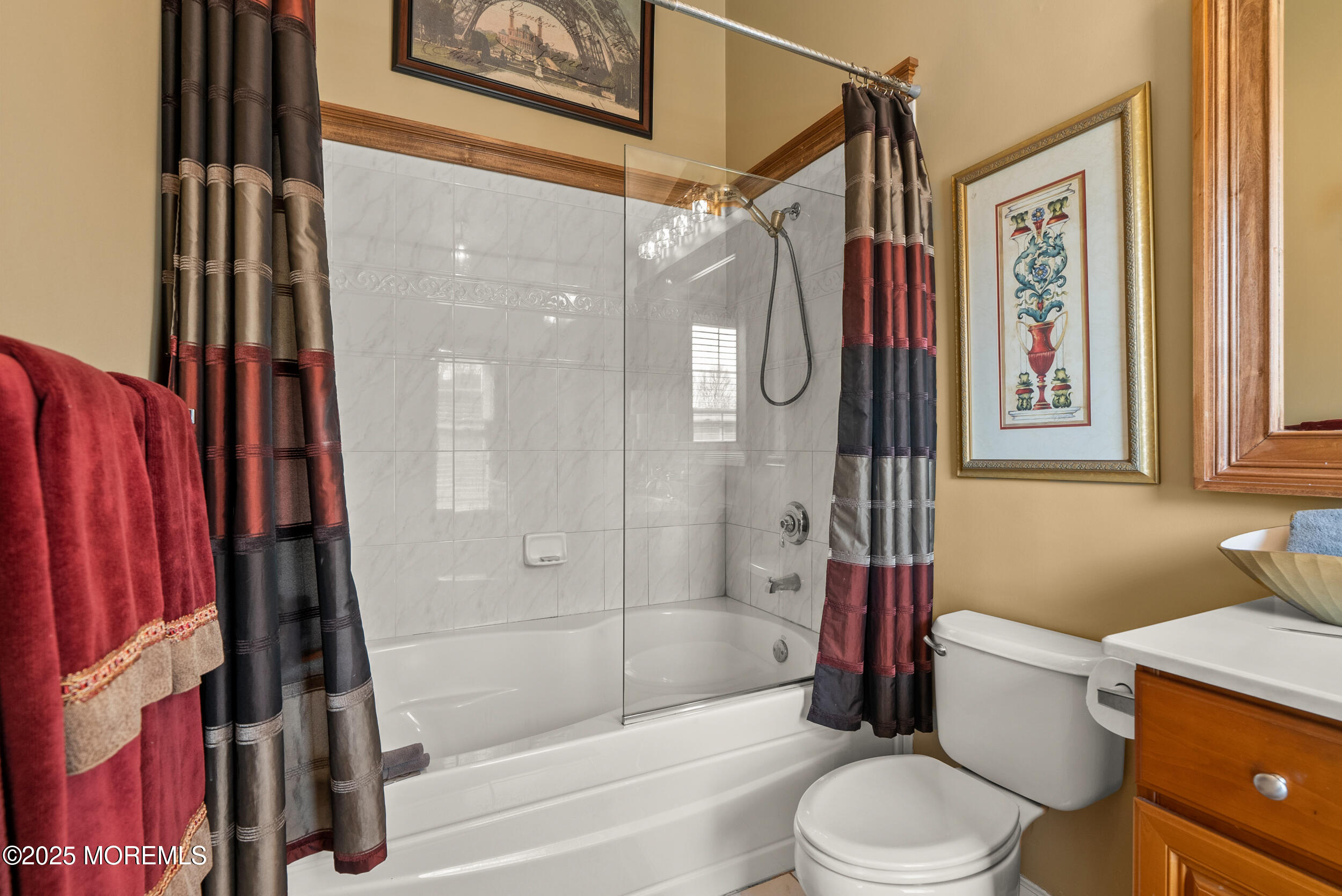 30 W Aspen Way, Aberdeen, New Jersey image 28
