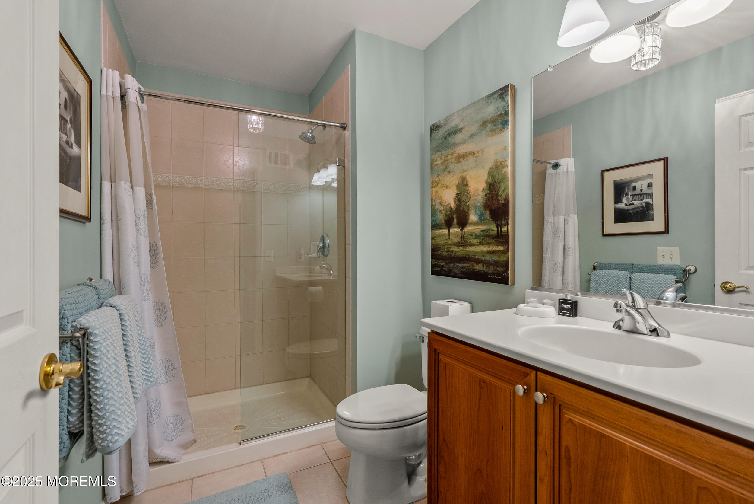 30 W Aspen Way, Aberdeen, New Jersey image 33
